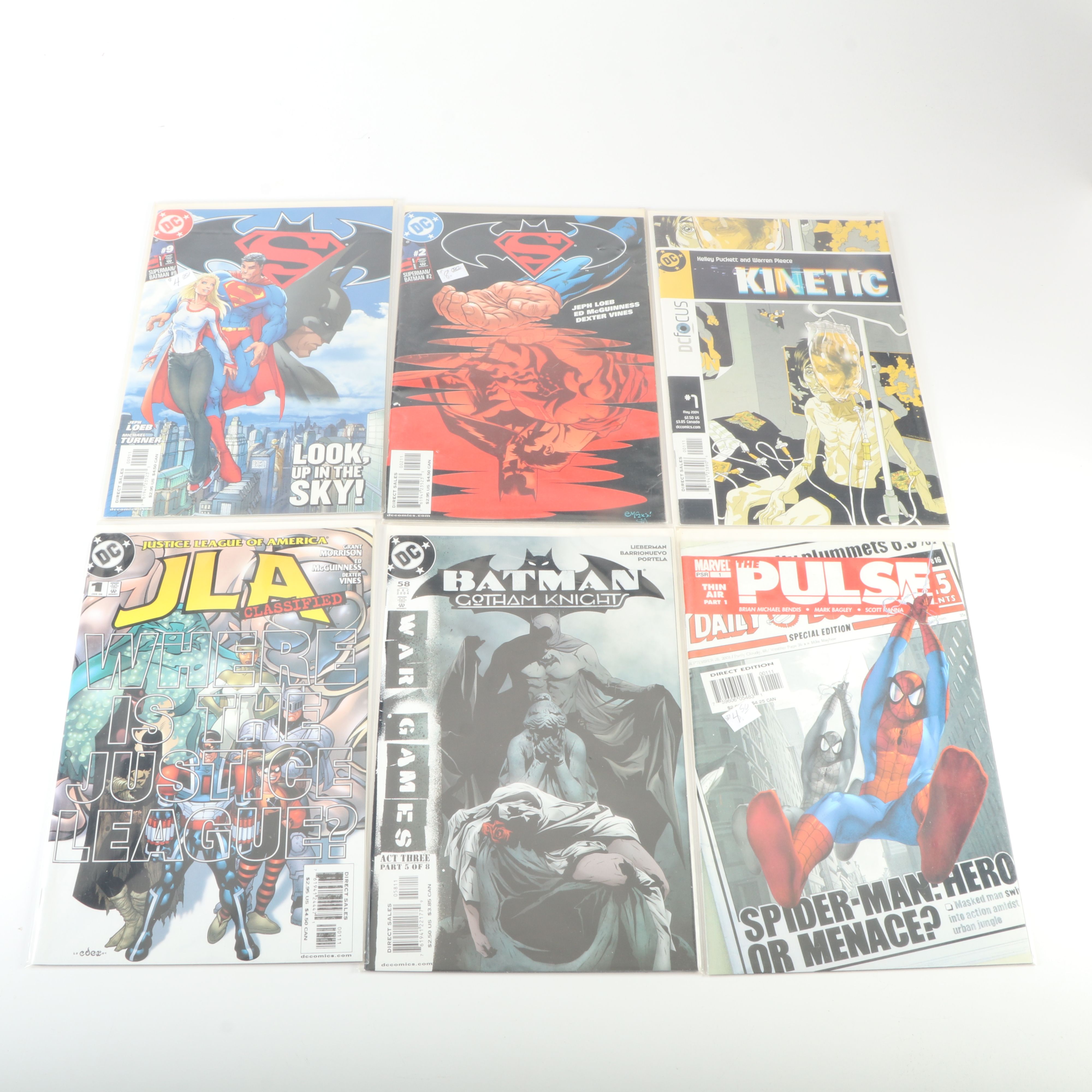 Modern Age Comic Books Featuring "Ultimate War, "Spawn", and More