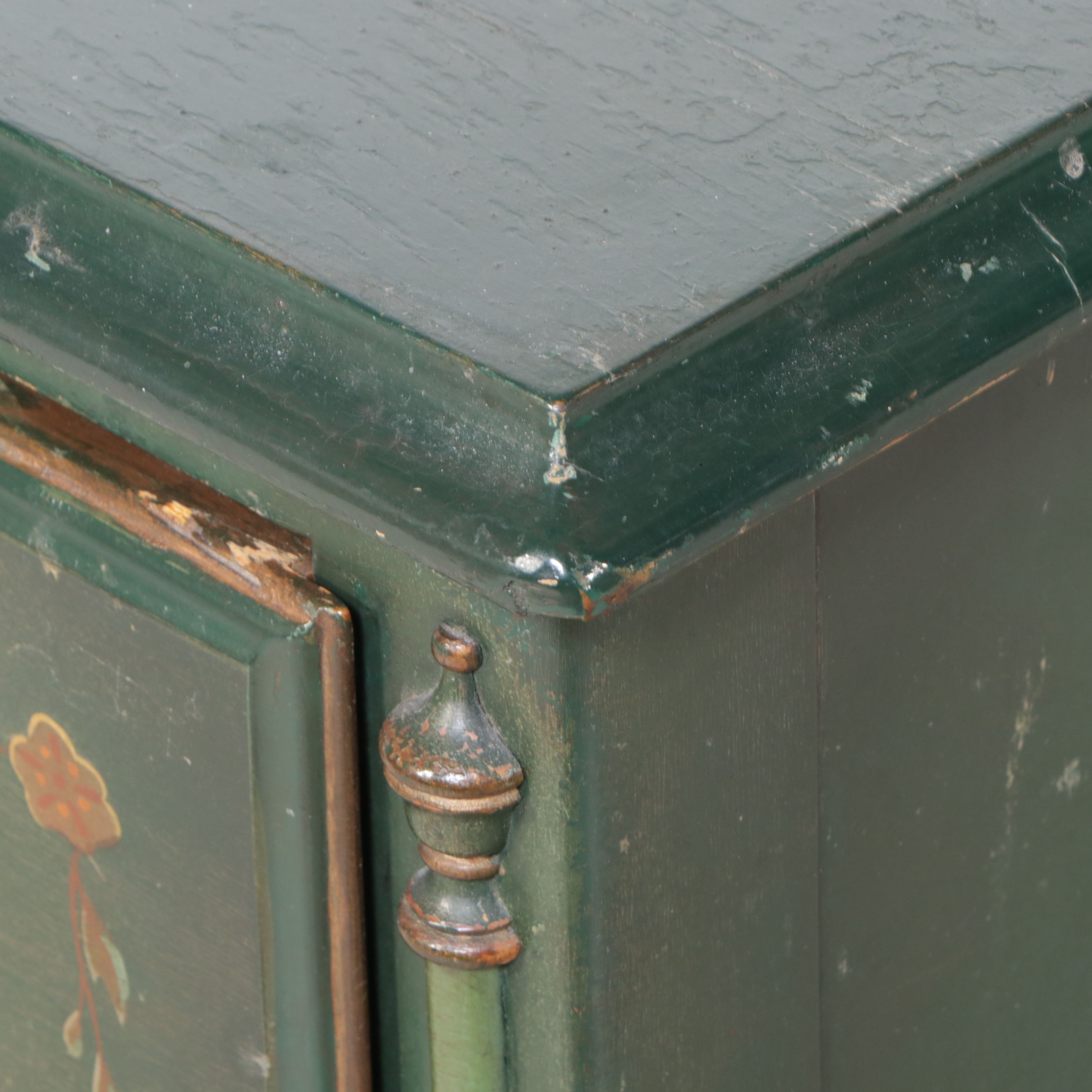 Stickley Bros. Colonial Style Painted Wood Twin Bed Frames and Nightstand