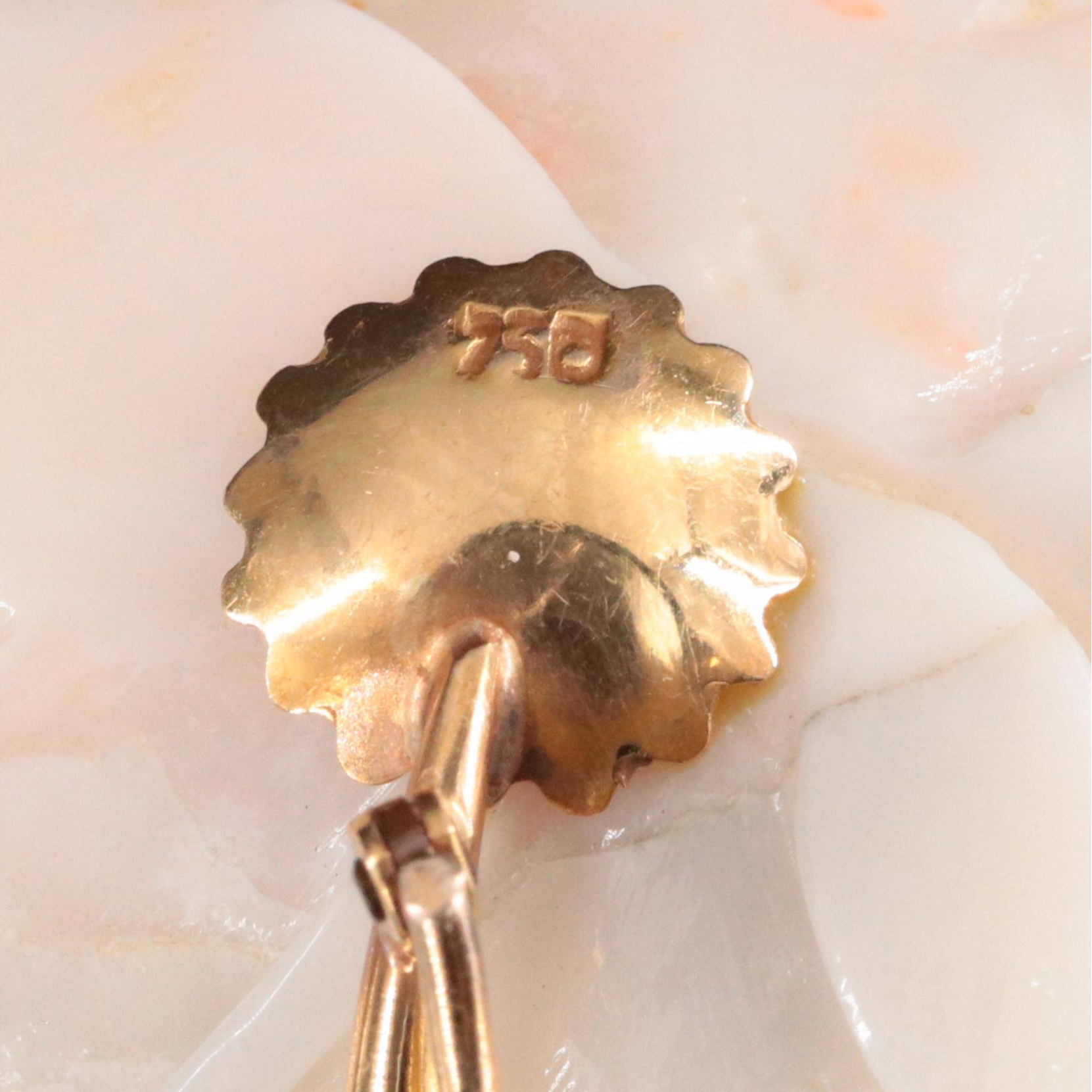 Vintage 14K Coral and Nephrite Carved Rose Brooch