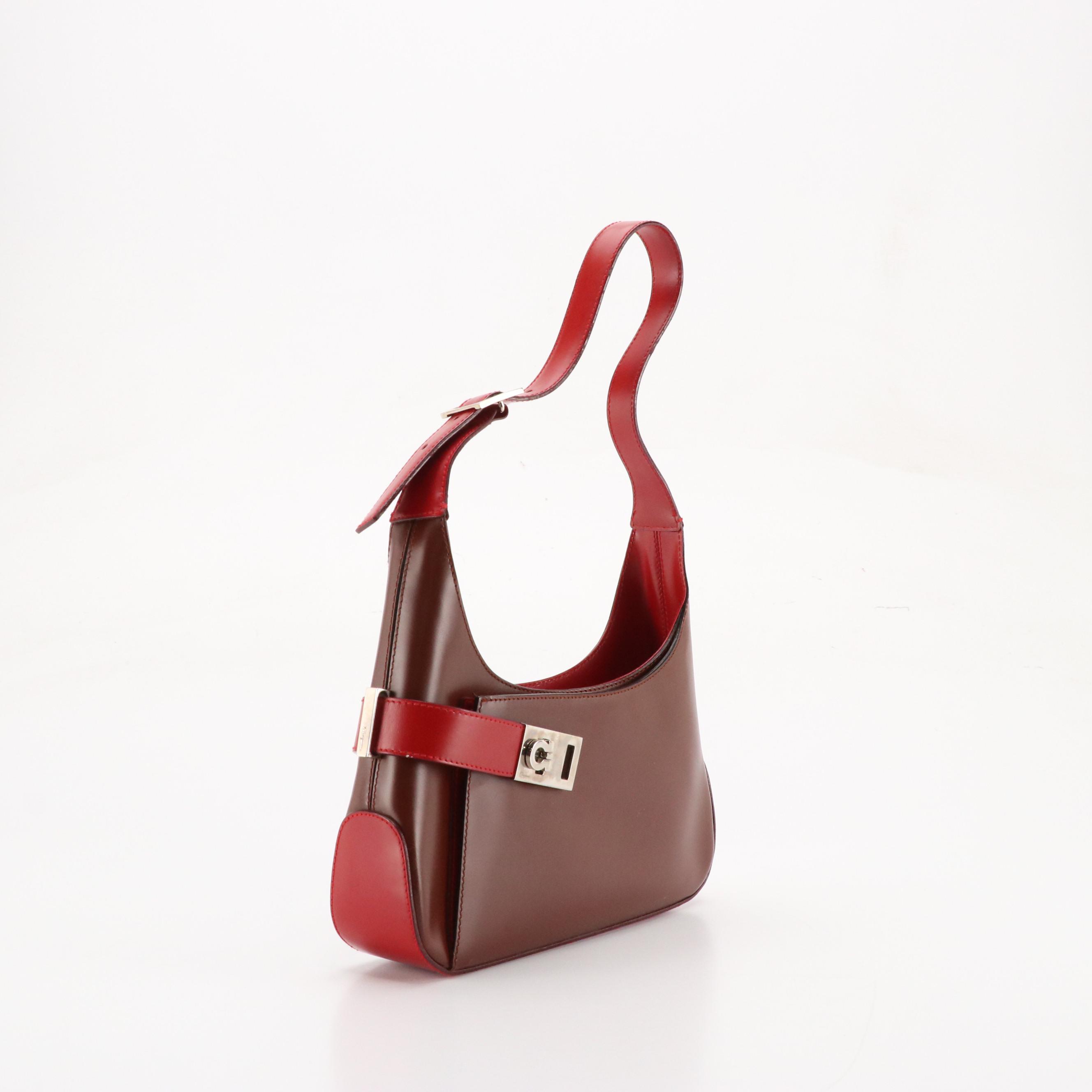 Salvatore Ferragamo Shoulder Bag in Paprika Smooth Leather