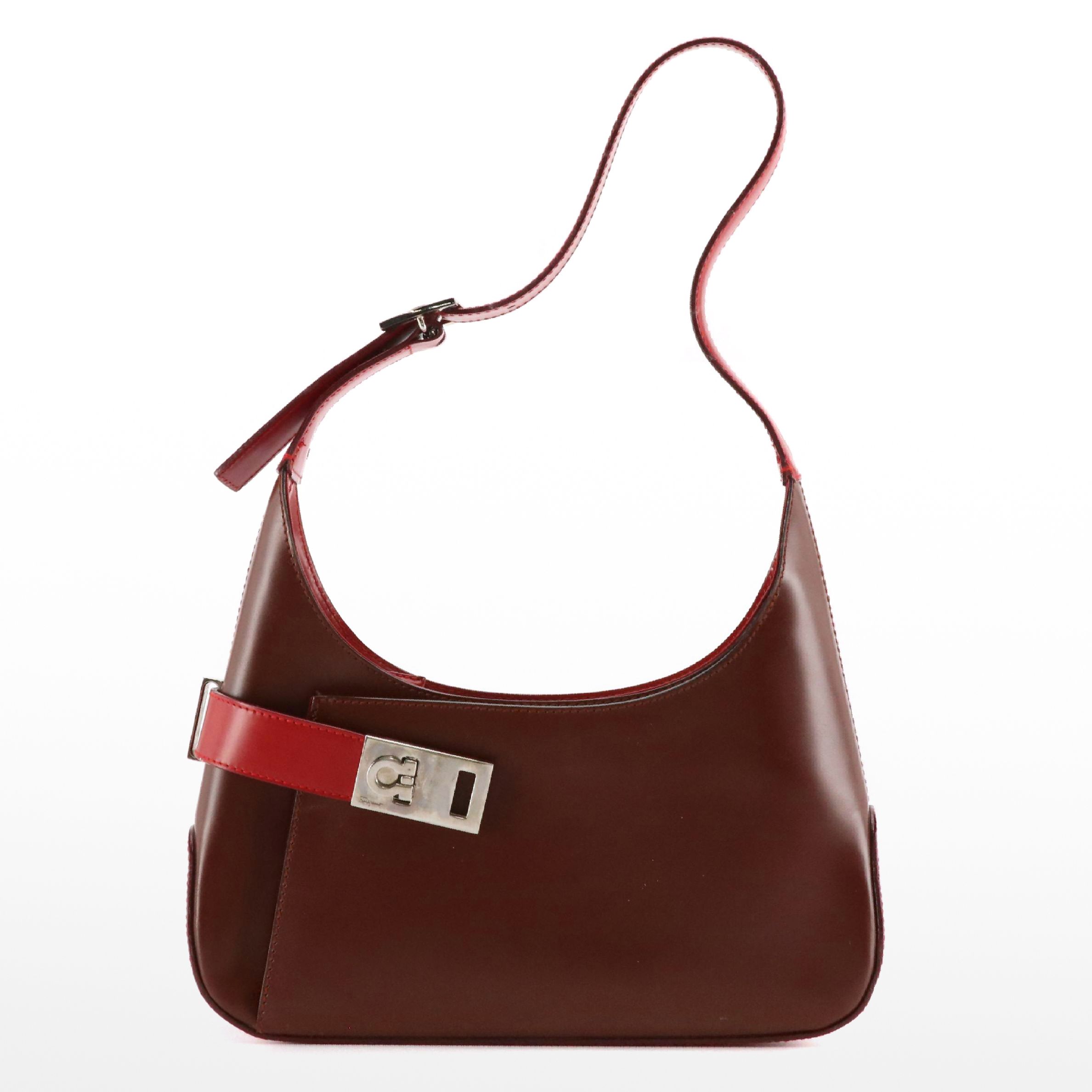 Salvatore Ferragamo Shoulder Bag in Paprika Smooth Leather