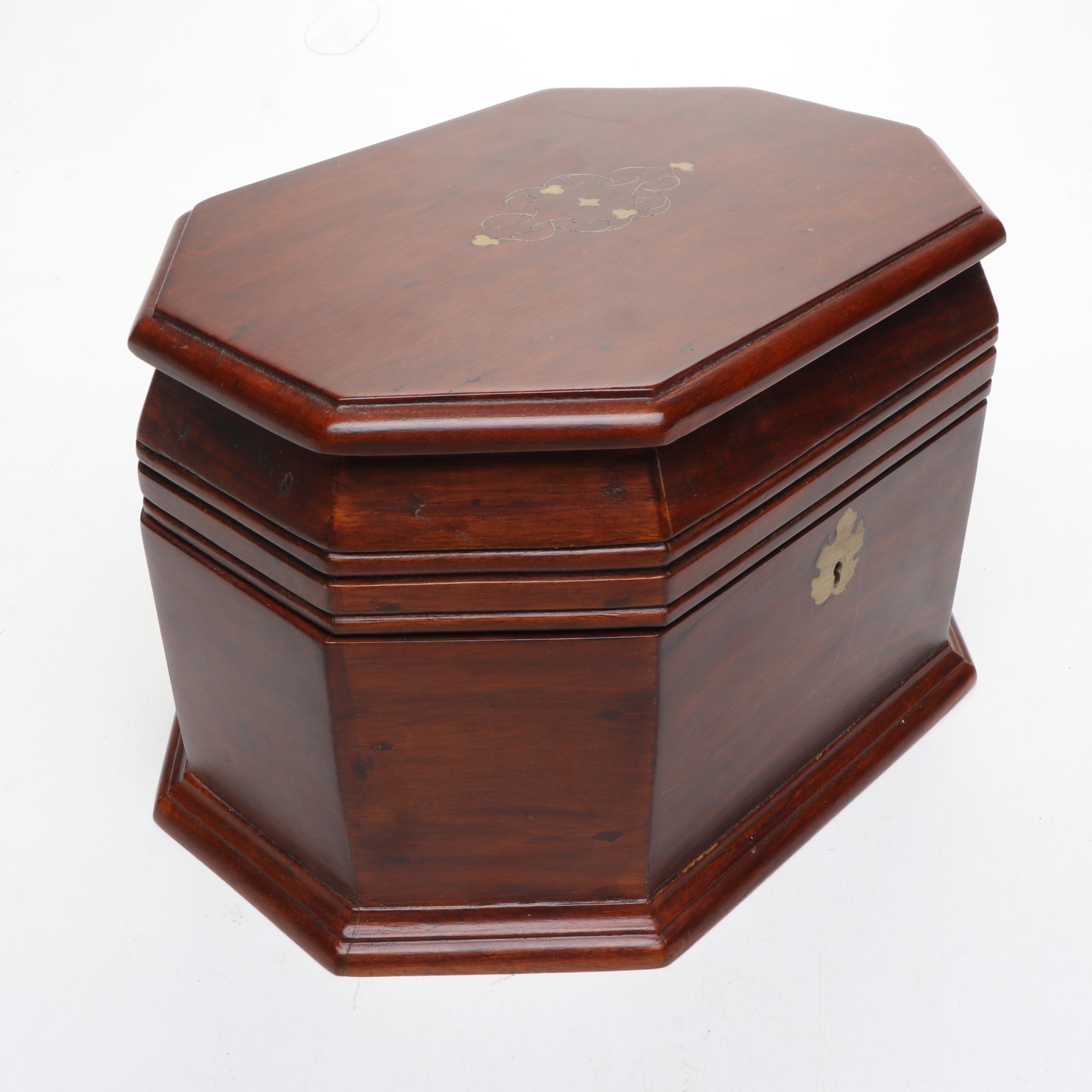 Federal Style Mahogany Tea Caddy with Brass Inlay, 19th Century