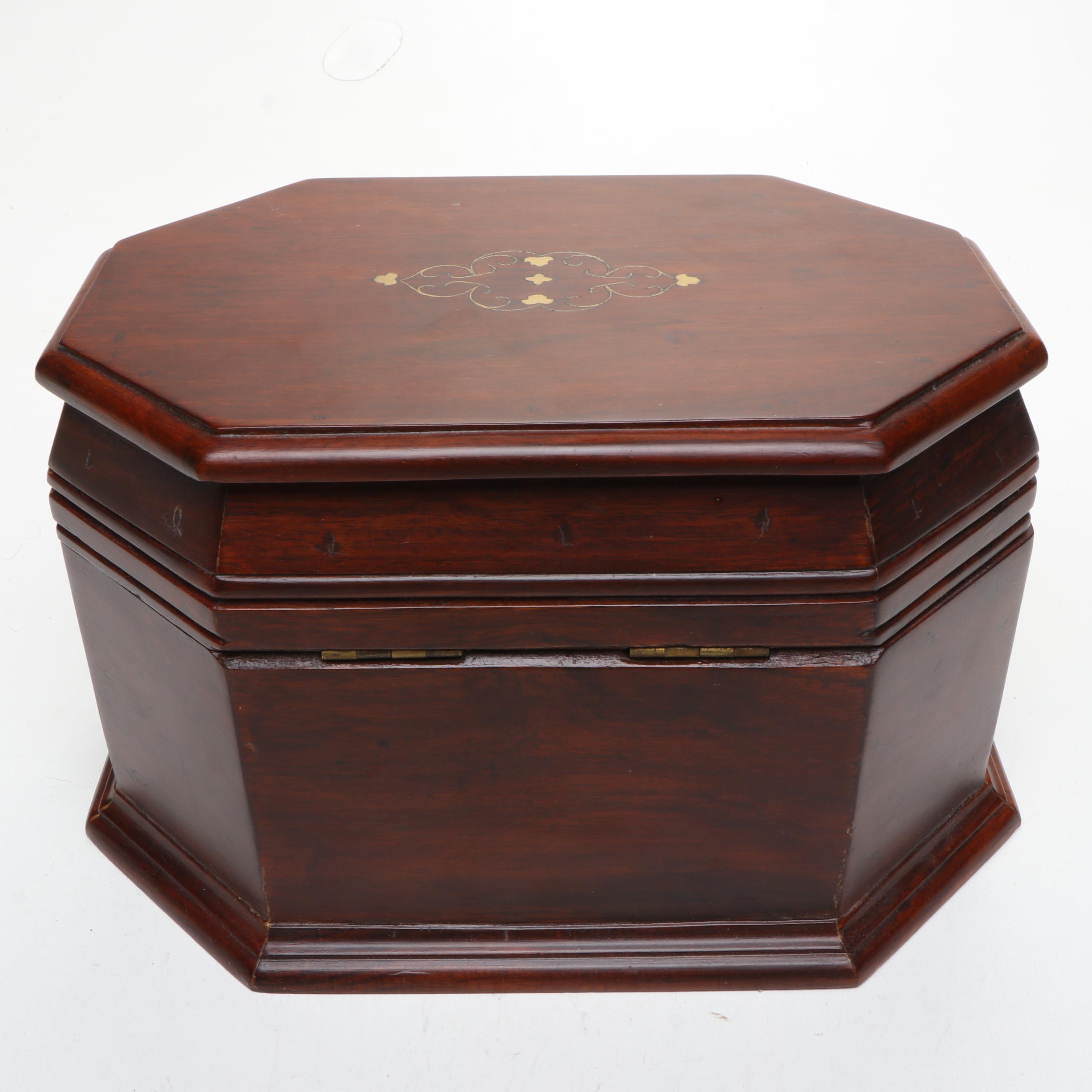 Federal Style Mahogany Tea Caddy with Brass Inlay, 19th Century