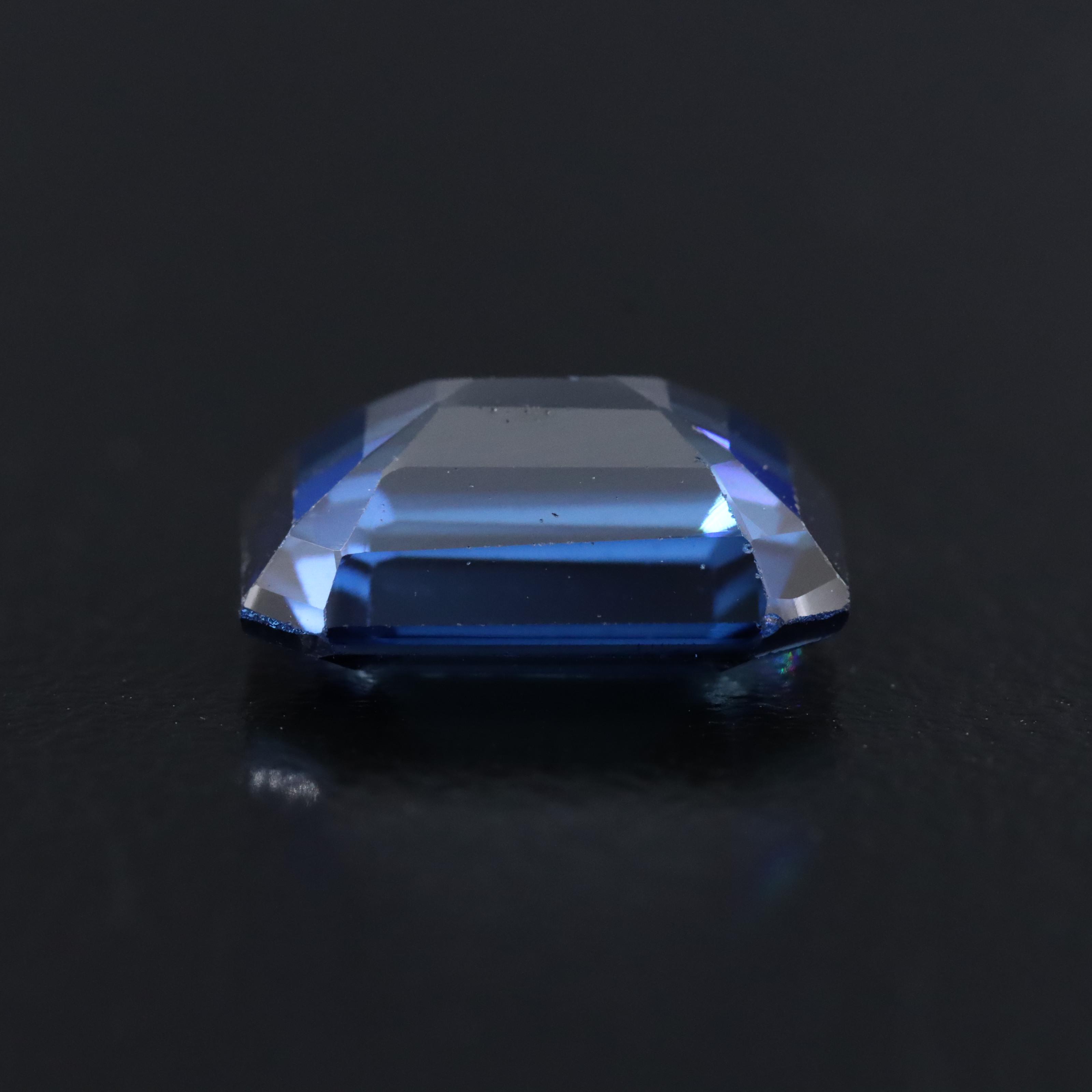 Loose 5.59 CT Lab Grown Sapphire