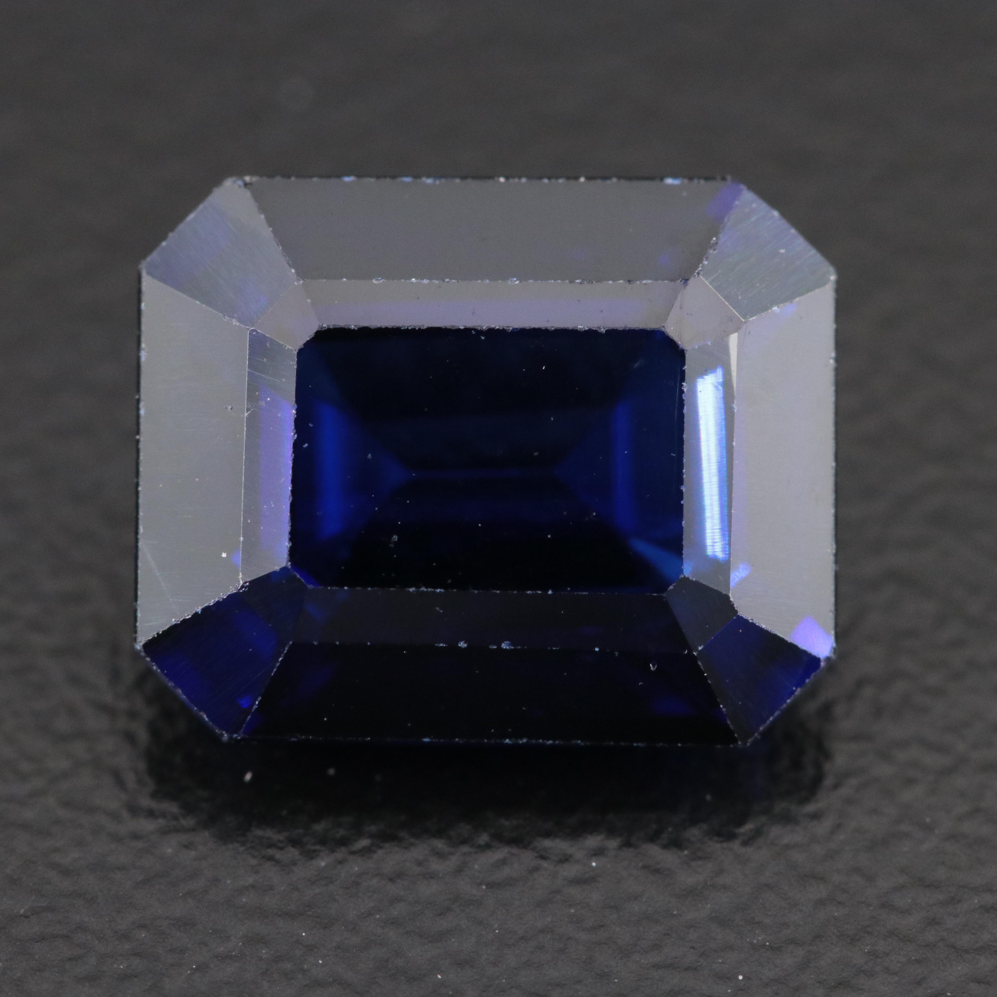 Loose 5.35 CT Lab Grown Sapphire