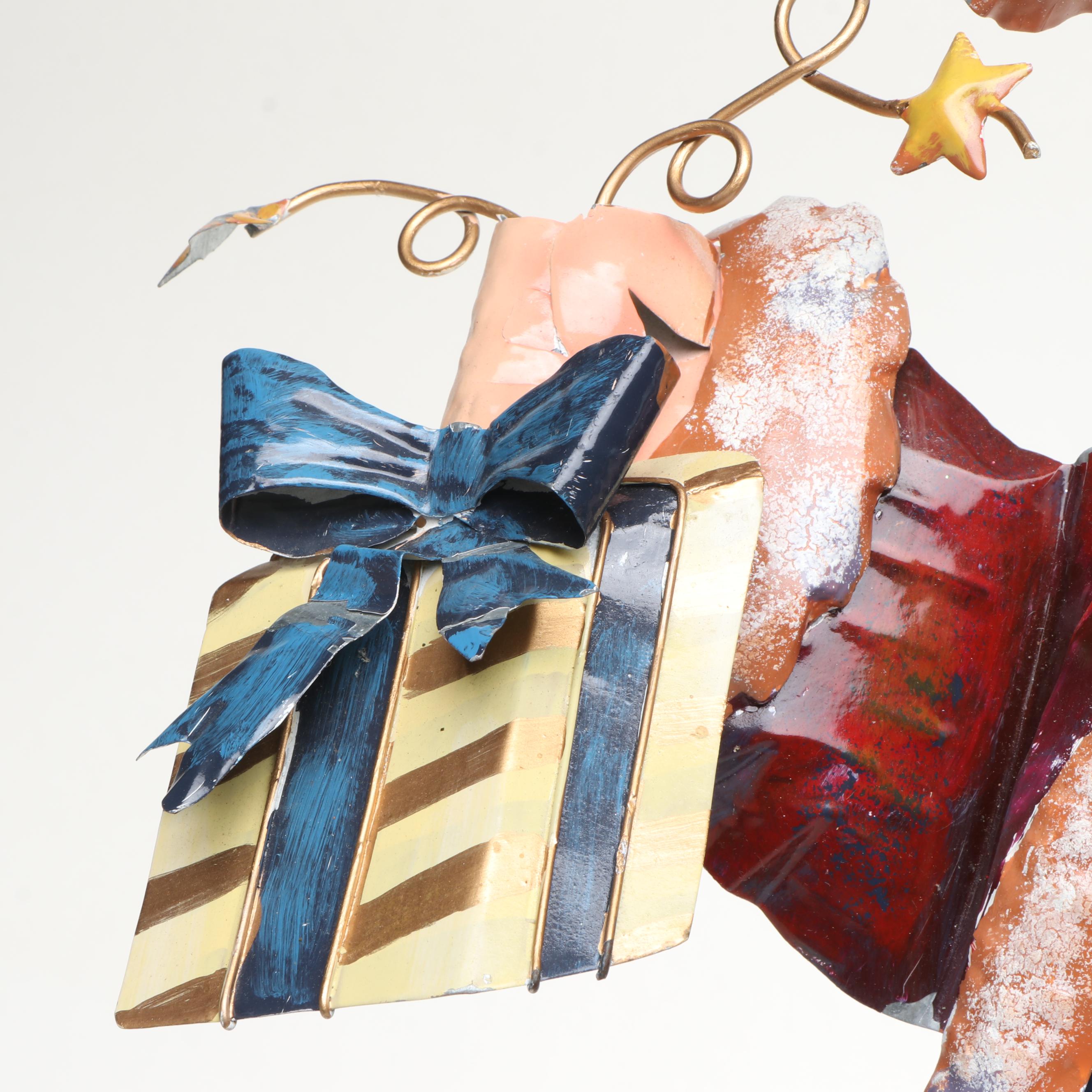 Painted Metal Wall Plaques and Other Snowmen and Santa Décor