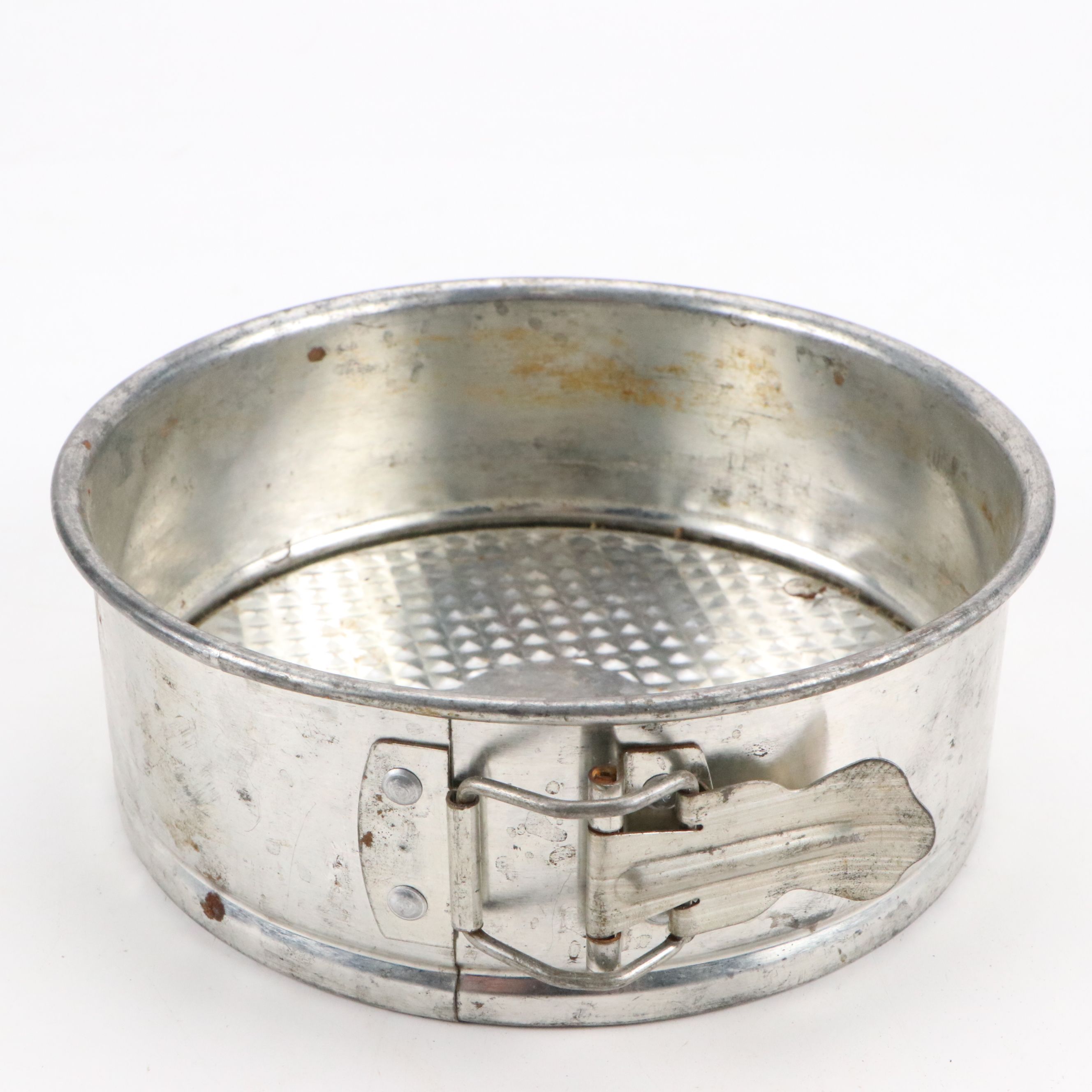 Metal Bundt Cake Molds and Pans