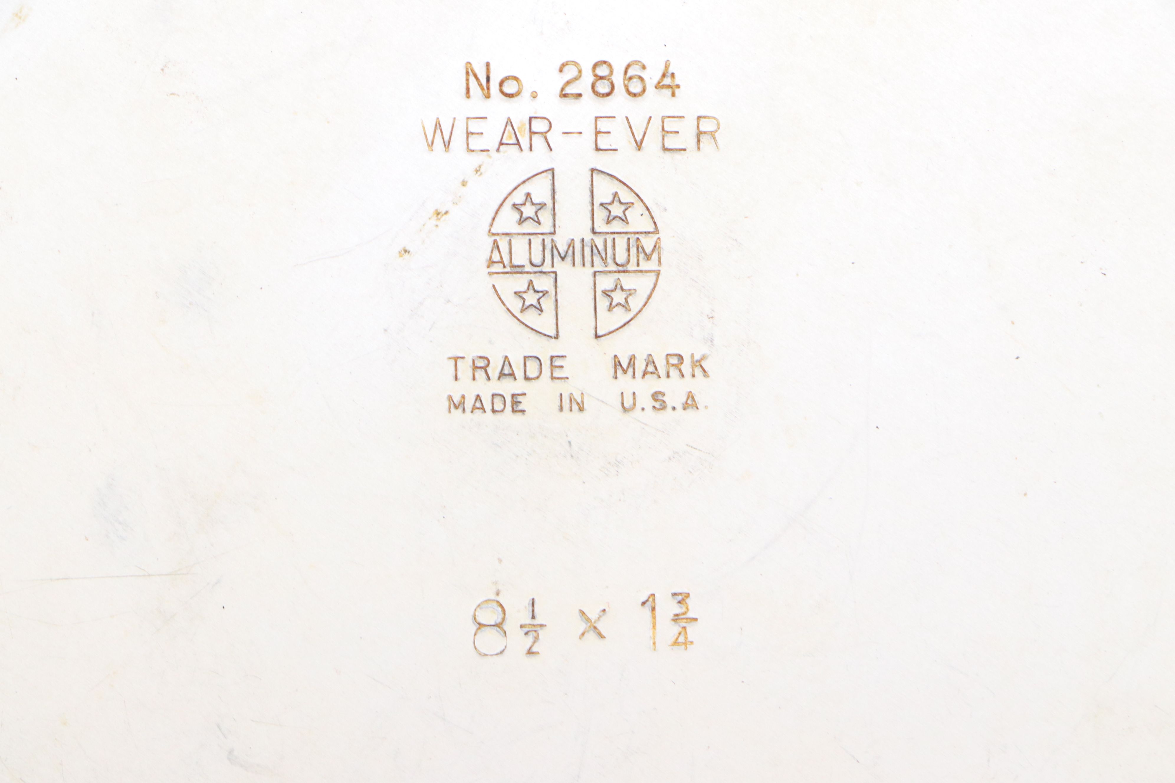 Metal Bundt Cake Molds and Pans