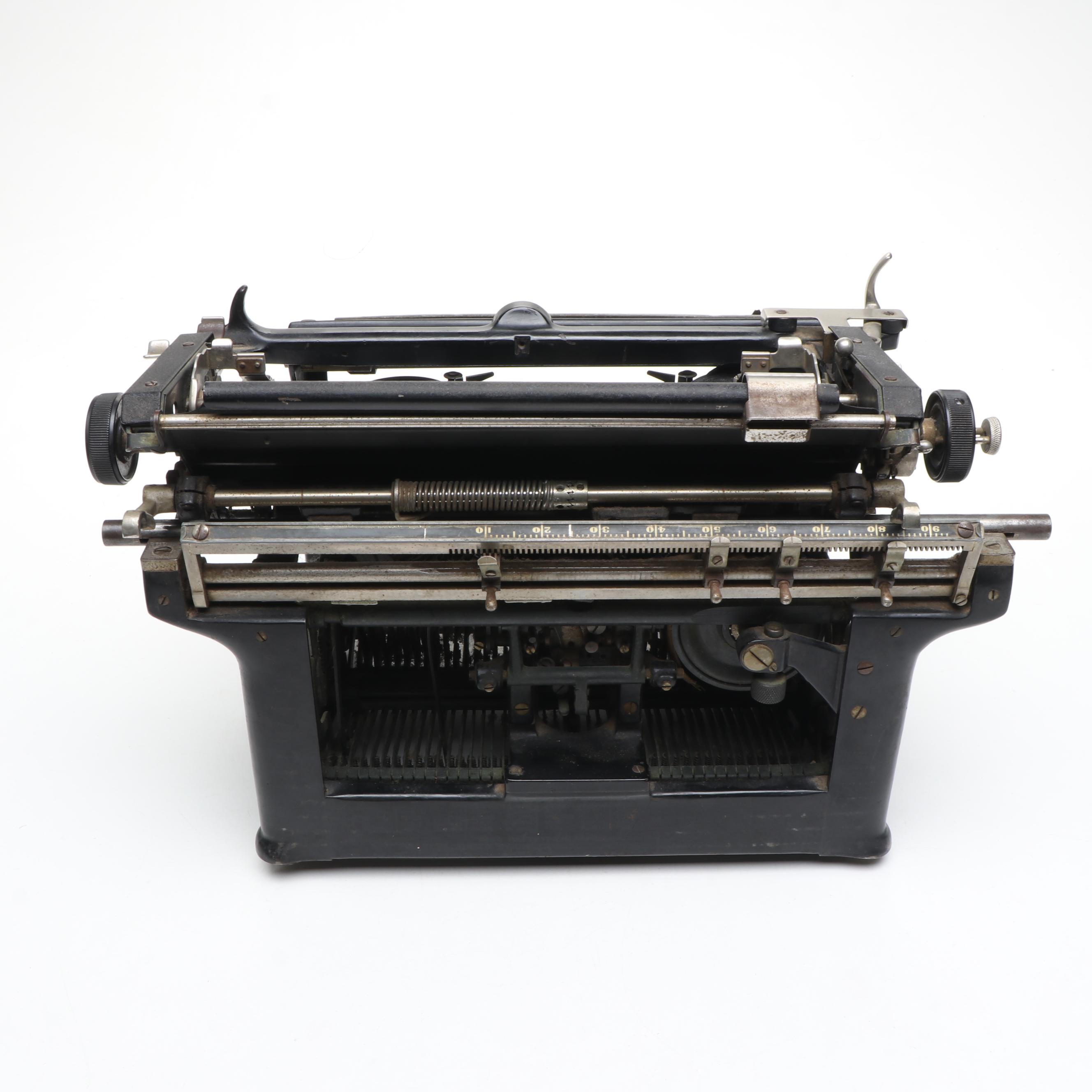 Underwood Typewriter, Early to Mid-20th Century