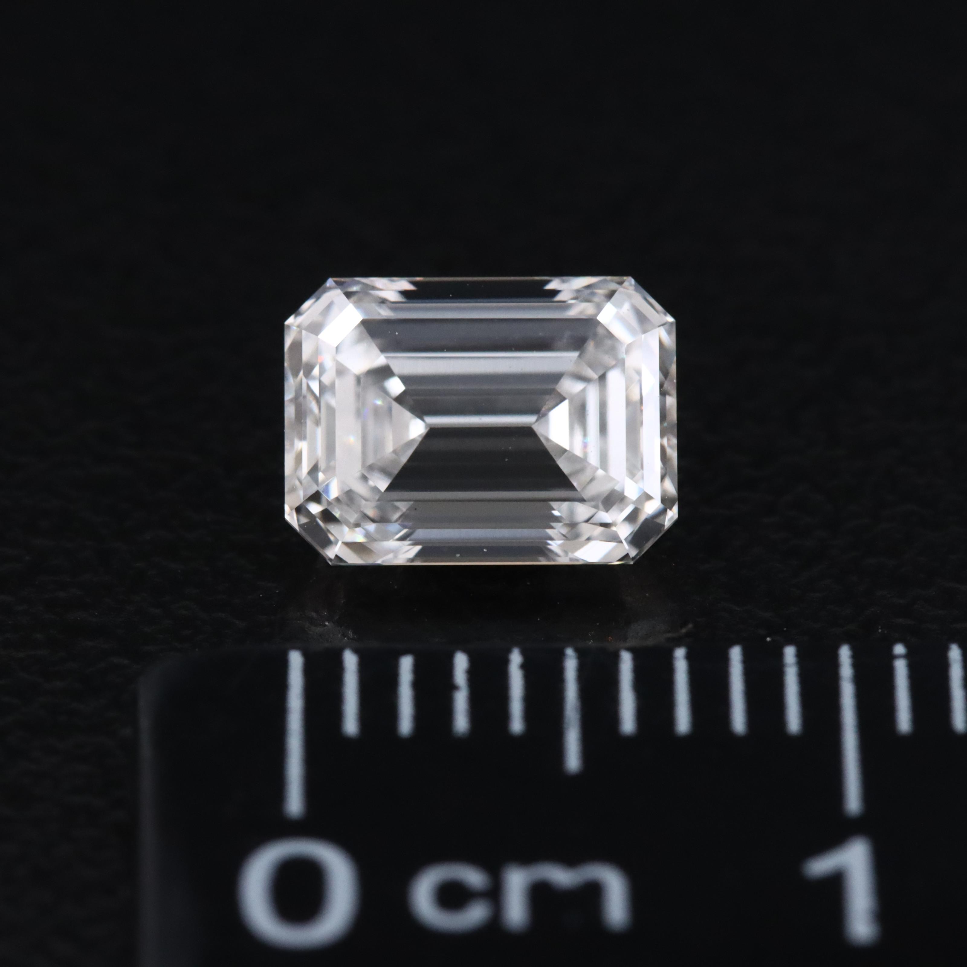 Loose 1.35 CT Lab Grown Diamond with IGI Report