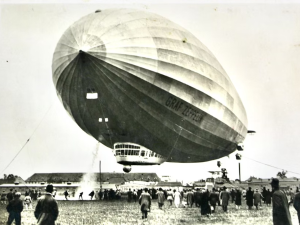 Sports Memorabilia, Toys, Ephemera & Collectibles