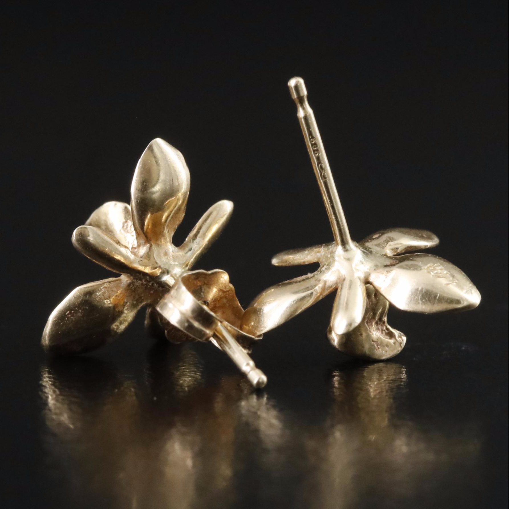 14K Flower Stud Earrings