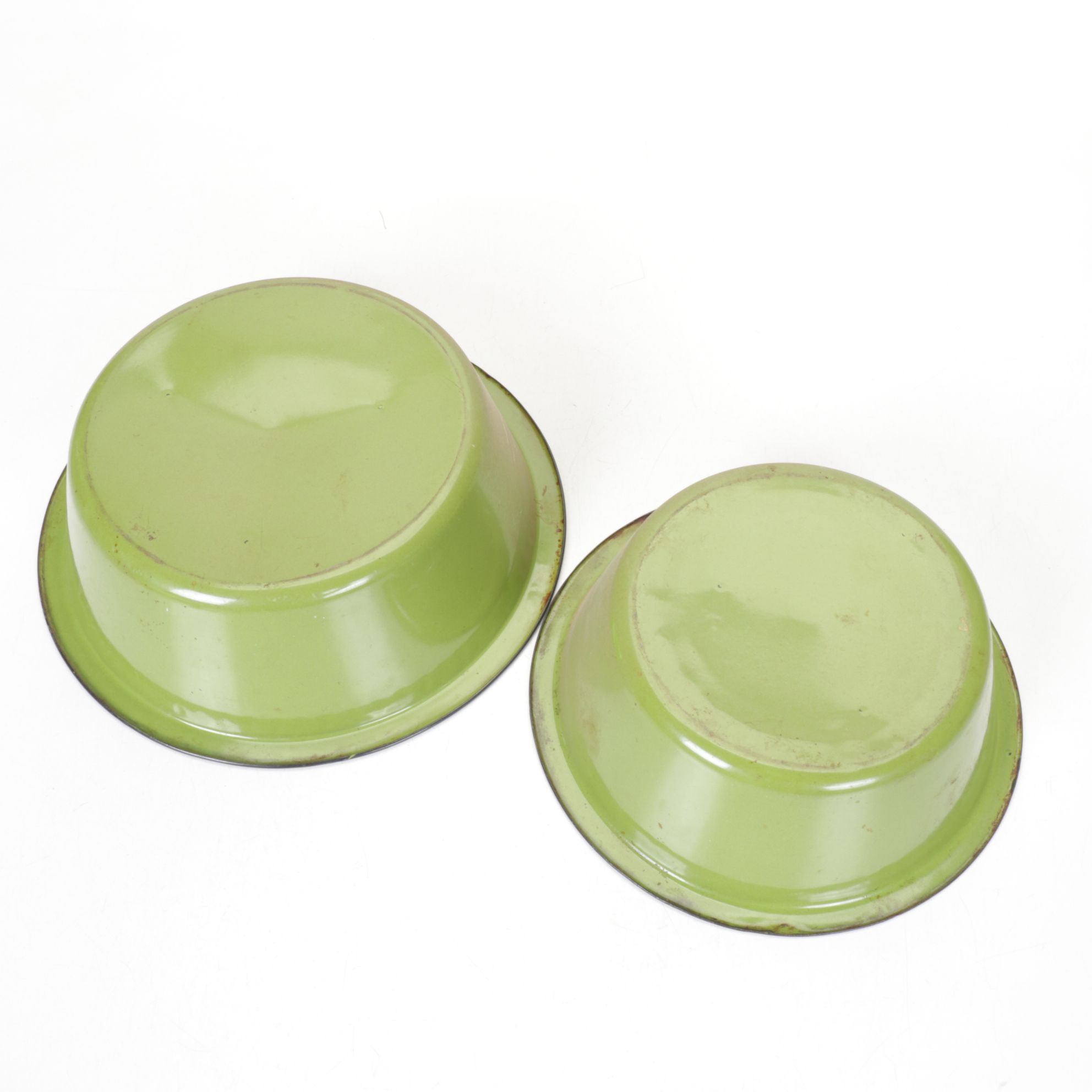 Covered Cake Plate, Hand Sifter & Other Kitchen Tools, Mid-20th Century