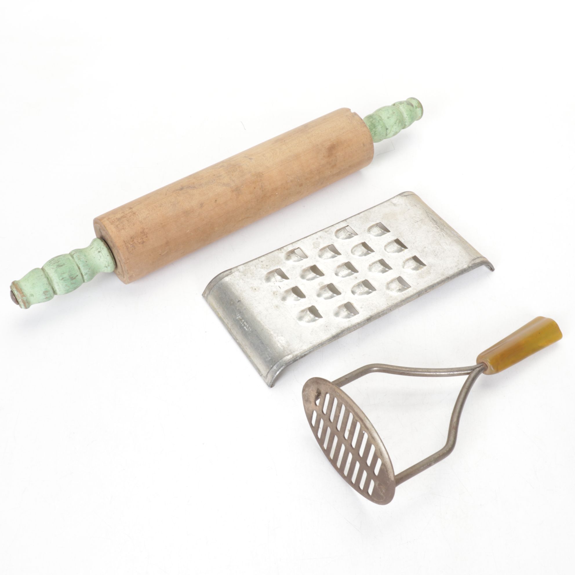 Manual Drum Grater with Hand Sifter & Other Kitchen Tools