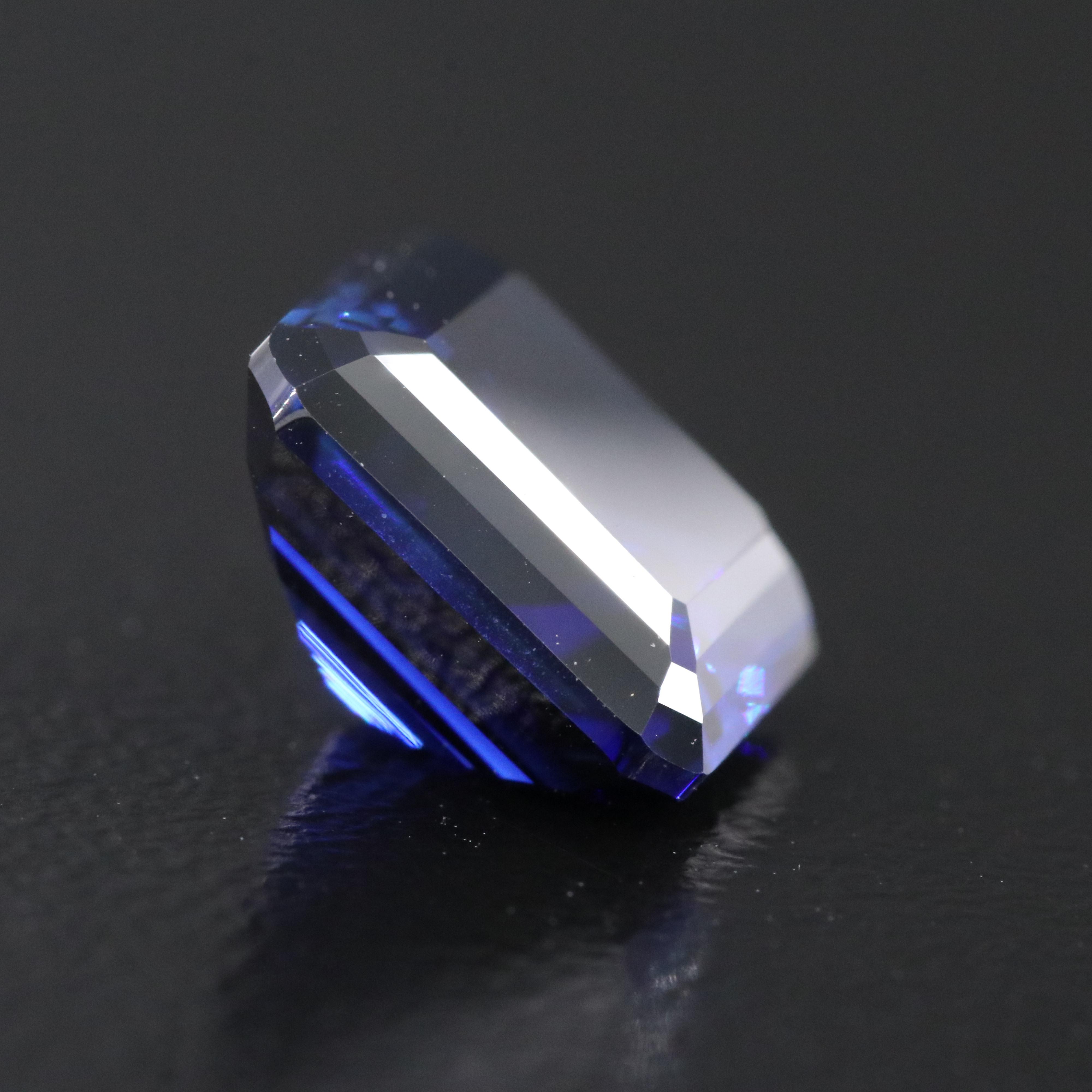 Loose 4.84 CT Lab Grown Sapphire