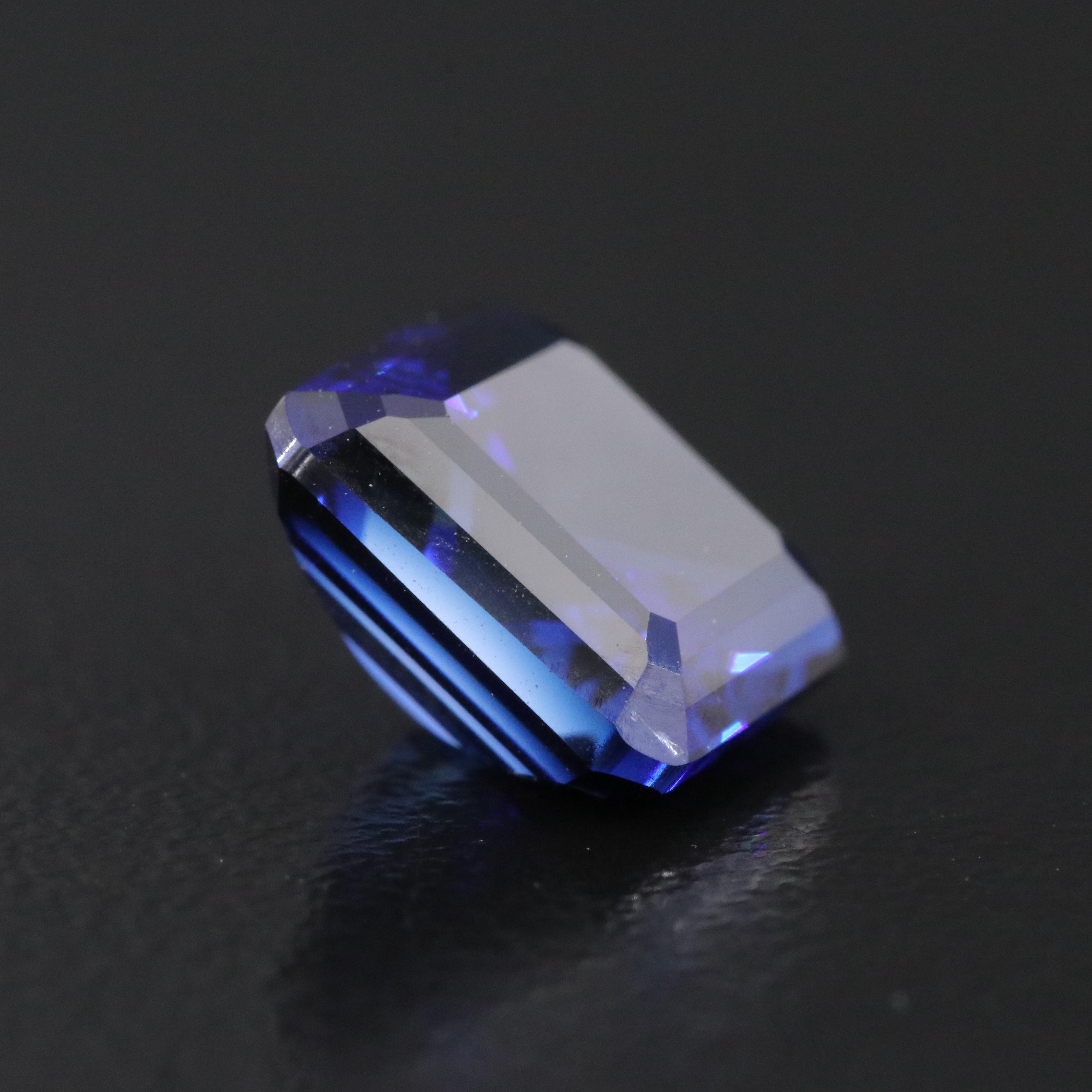 Loose 4.88 CT Lab Grown Sapphire