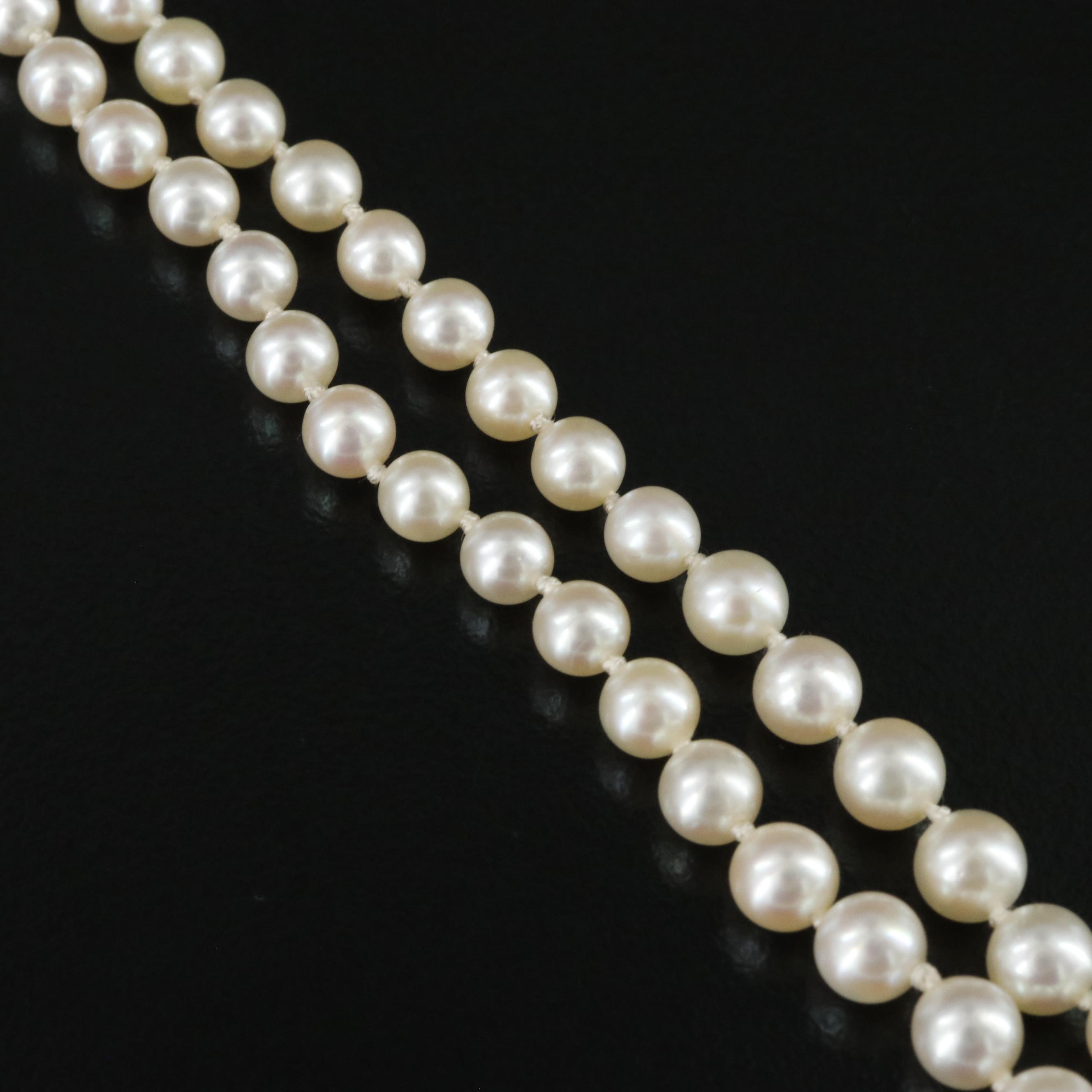Graduated Pearl Necklace with 10K Clasp