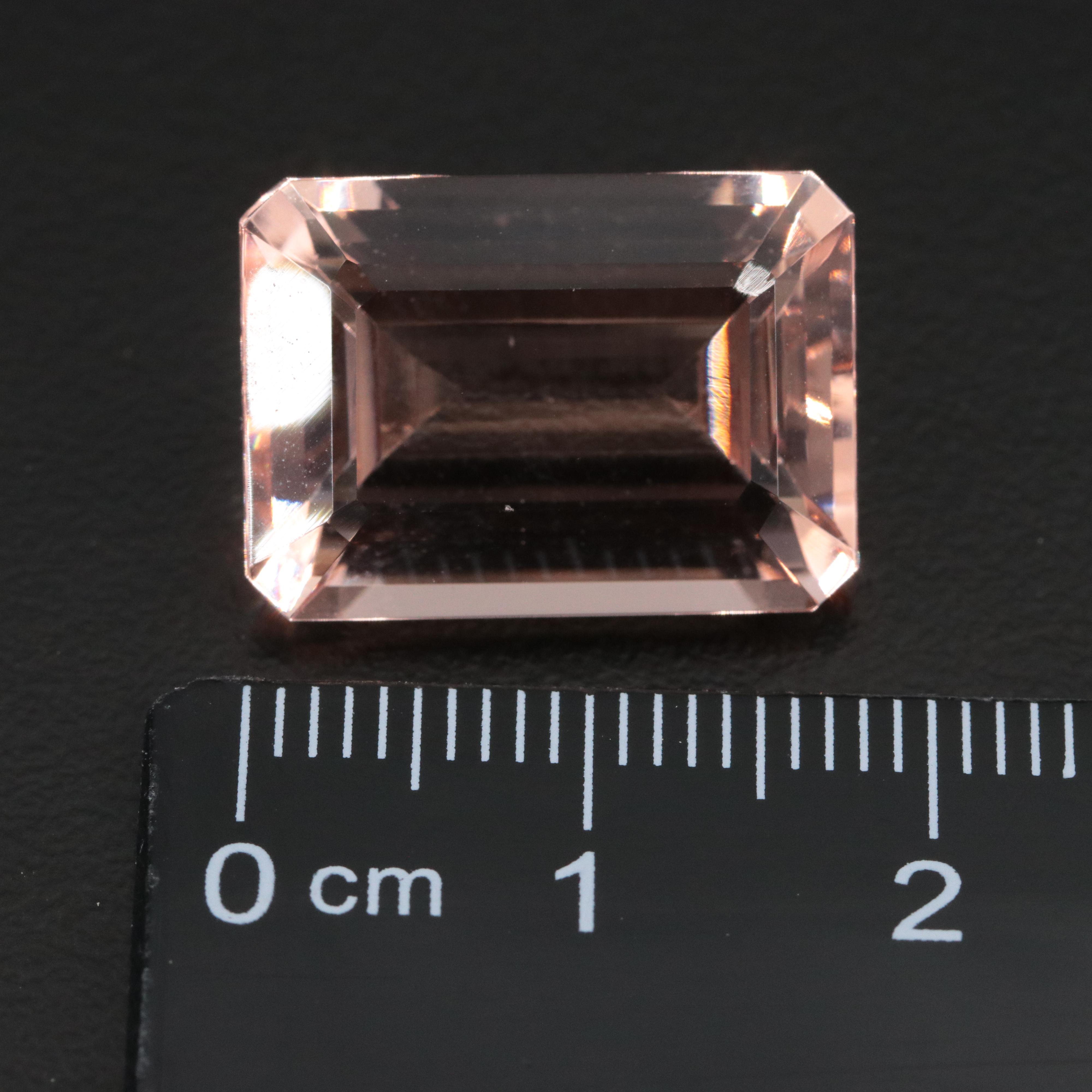 Loose 14.75 CT Morganite with IGI Report