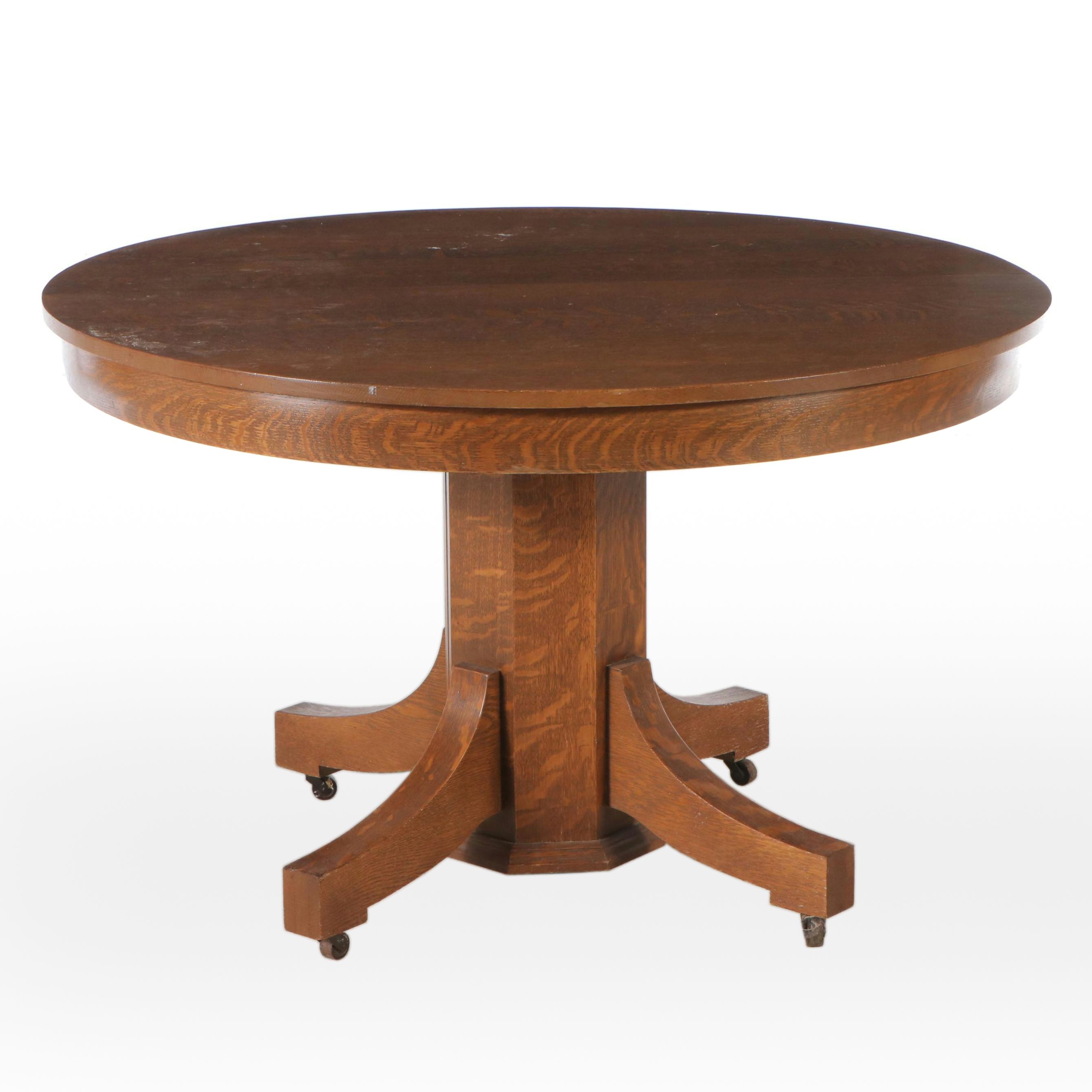 Victorian Style Quartersawn Oak Pedestal Center Table