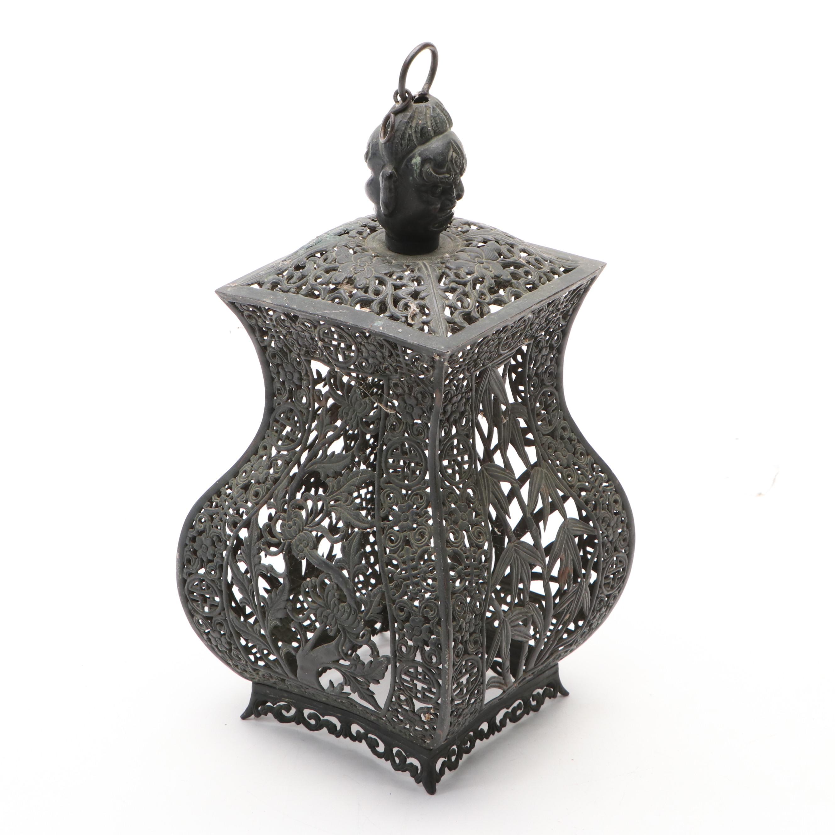 Chinese Style Reticulated Metal Lantern