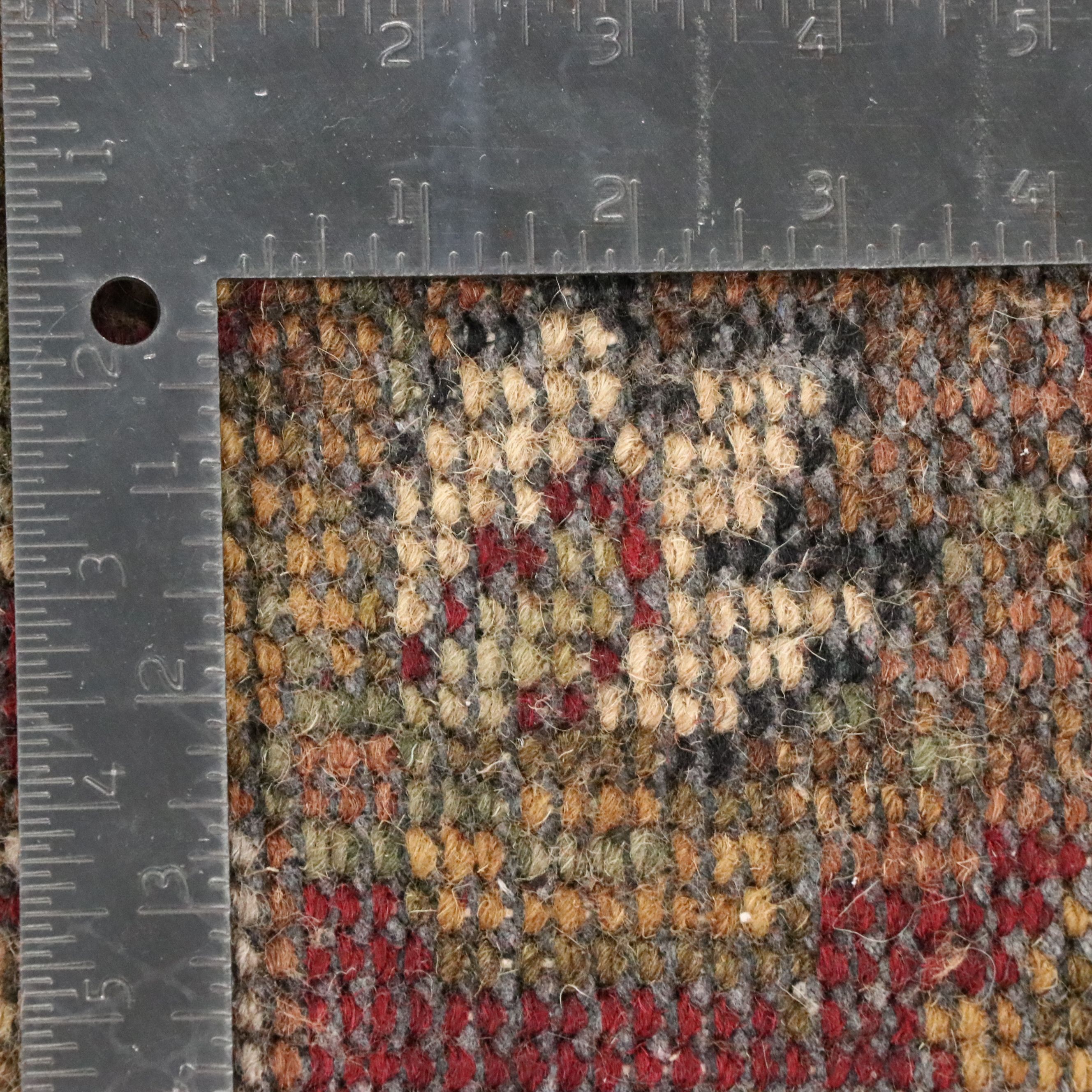 2'7 x 4'4 Hand-Knotted Indian Agra Accent Rug