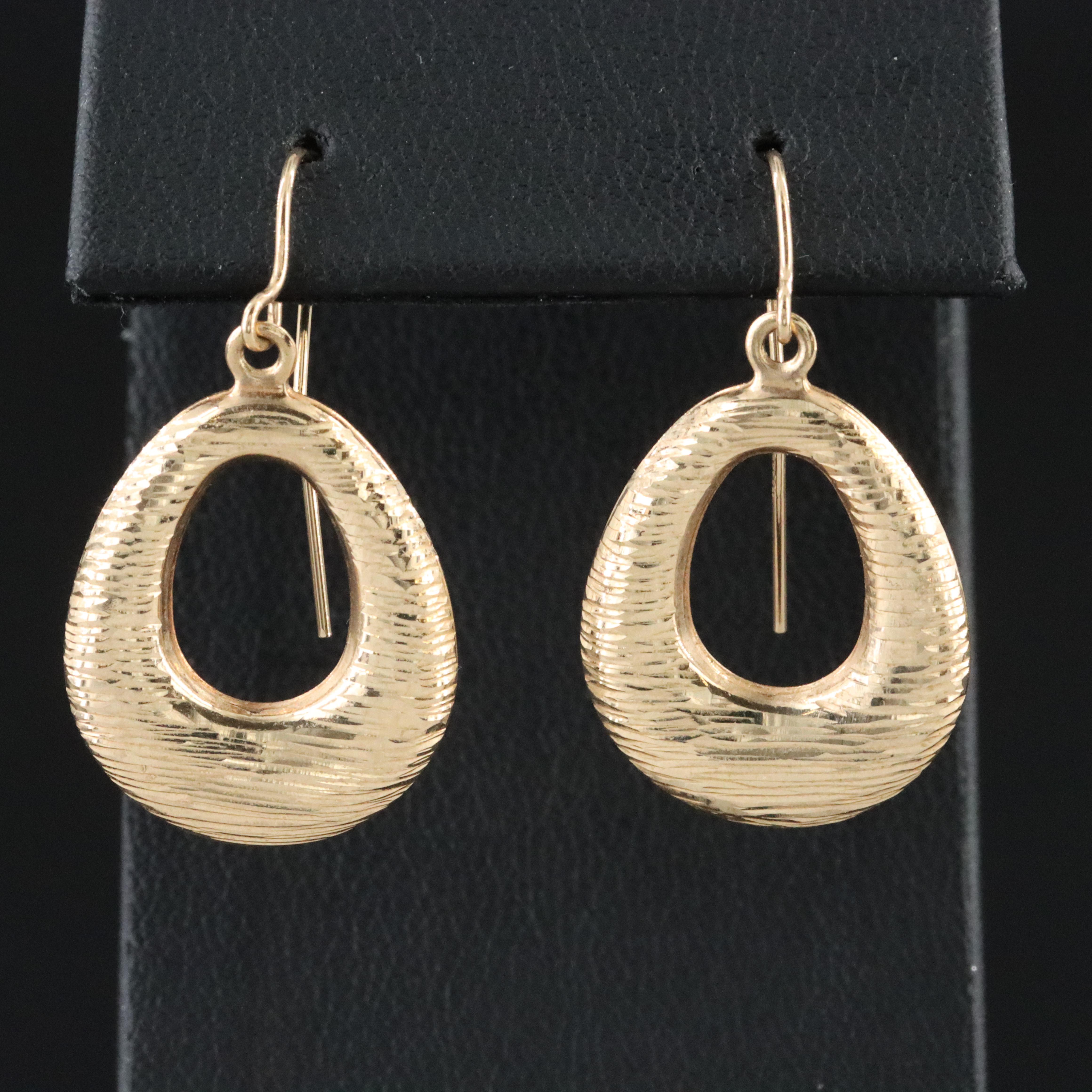 14K Diamond-Cut Style Earrings
