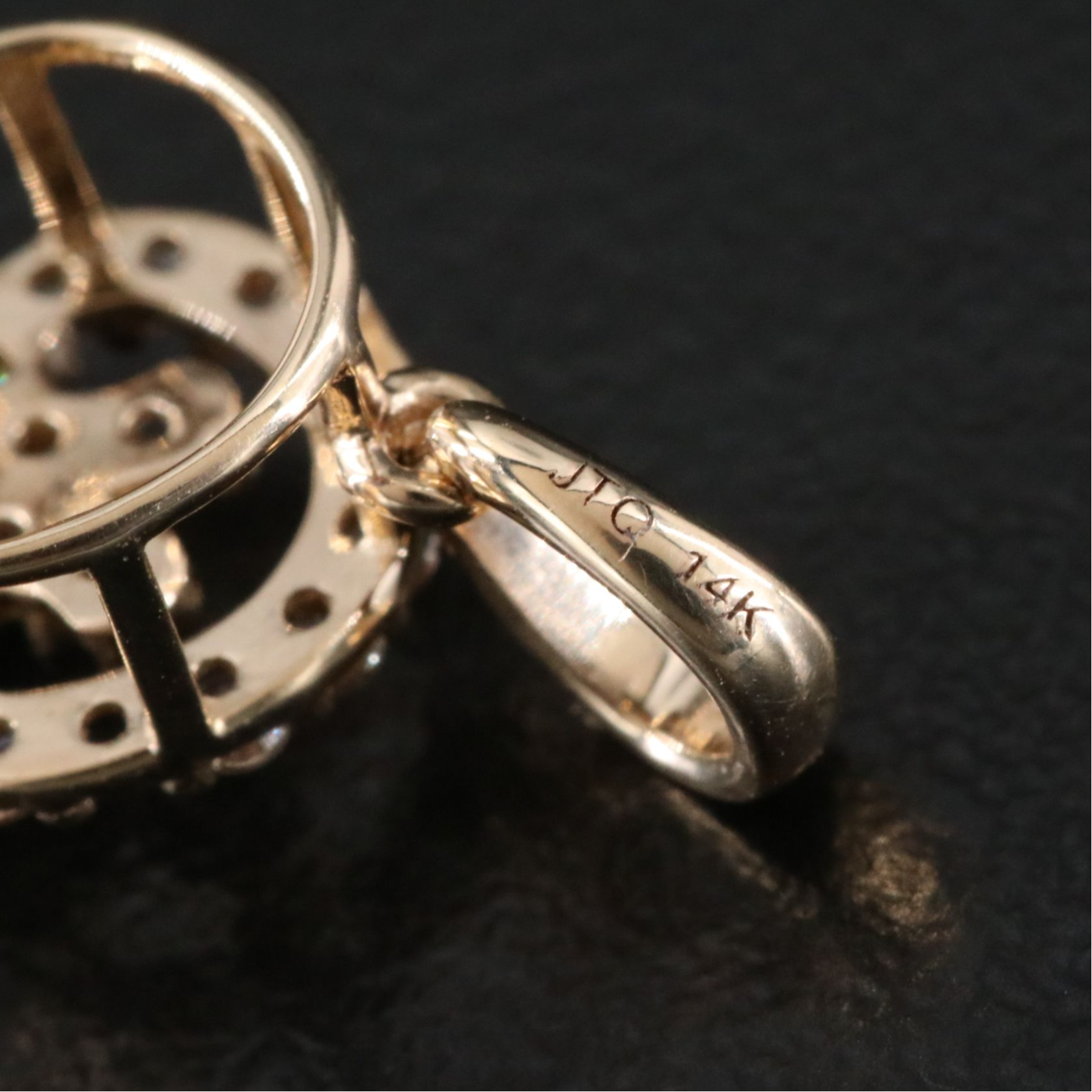 14K 5.31 CT Sapphire and White Sapphire Pendant