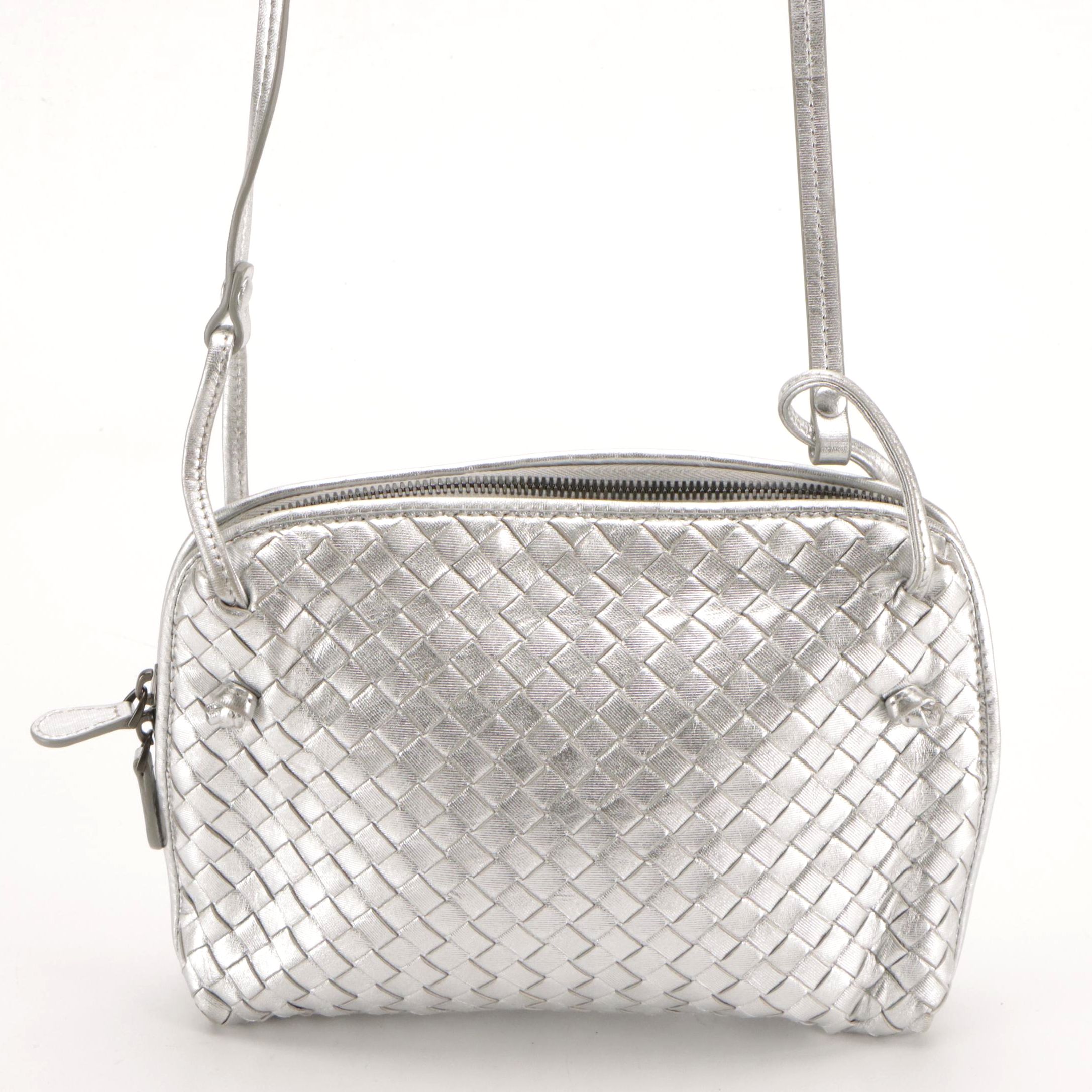 Bottega Veneta Zippered Crossbody Bag in Silver Metallic Intrecciato Leather