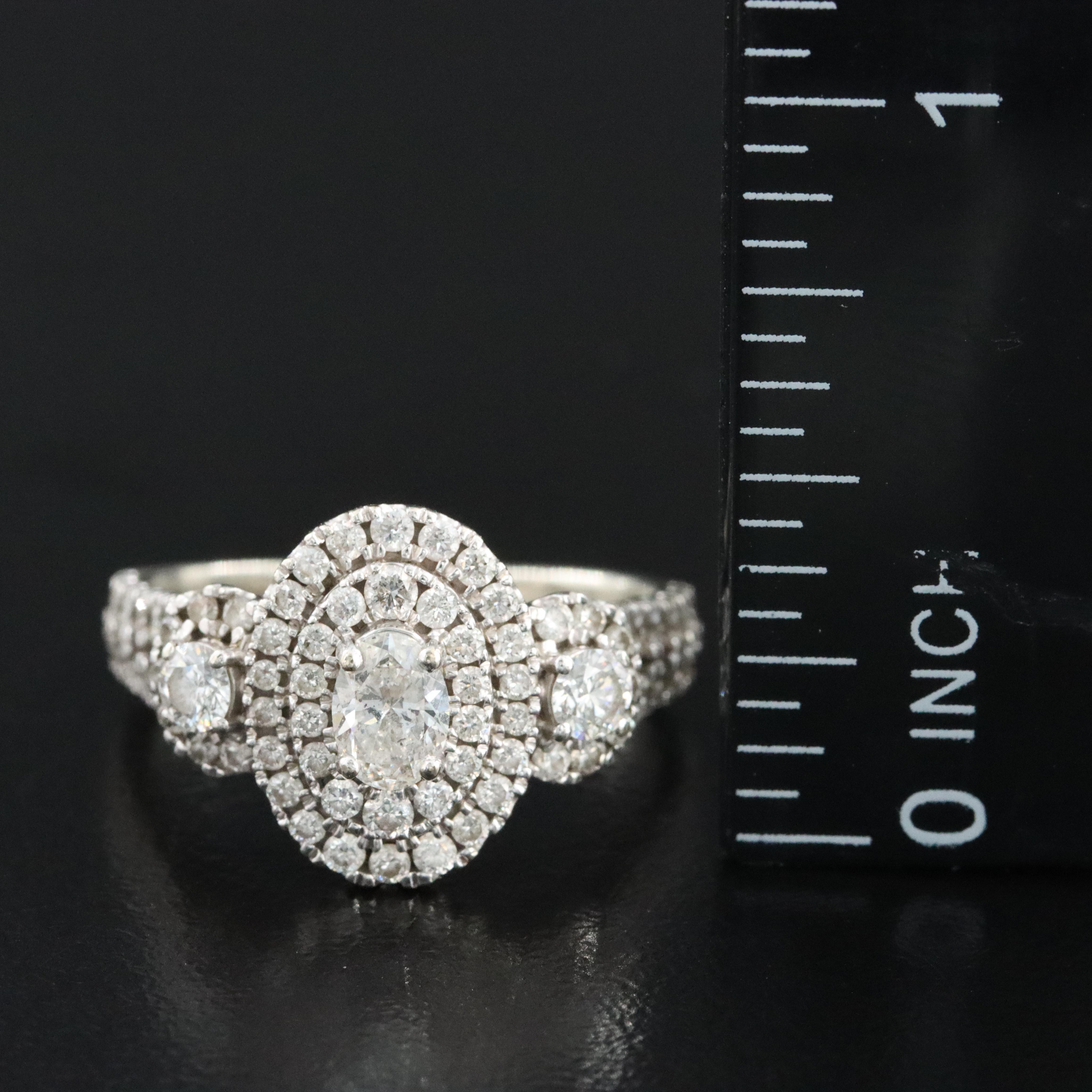 10K 1.33 CTW Diamond Halo Ring