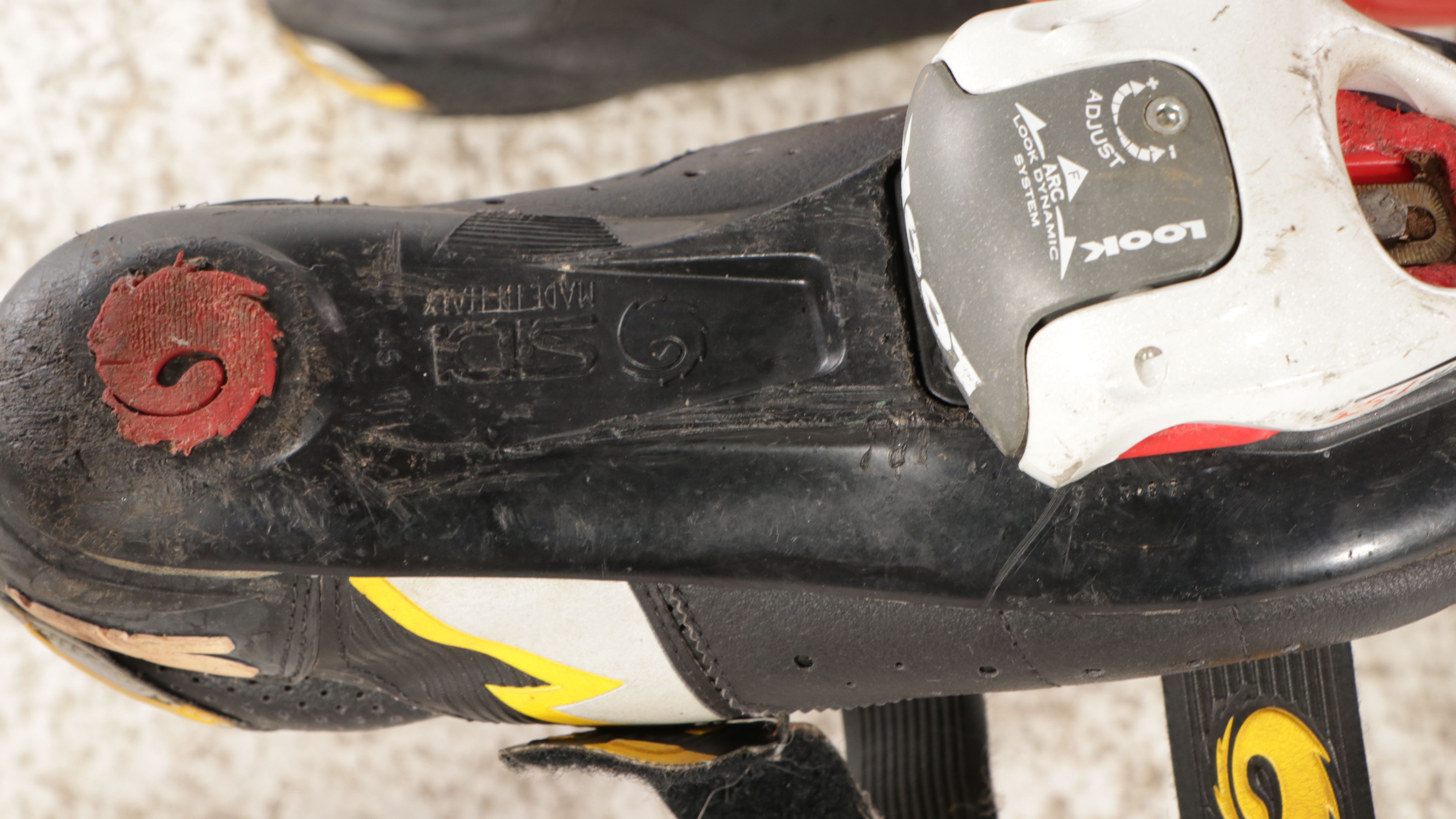 Trek 5000 Road Bicycle, Rolf Vector Comp. Wheels, Selle Italia Gel Seat