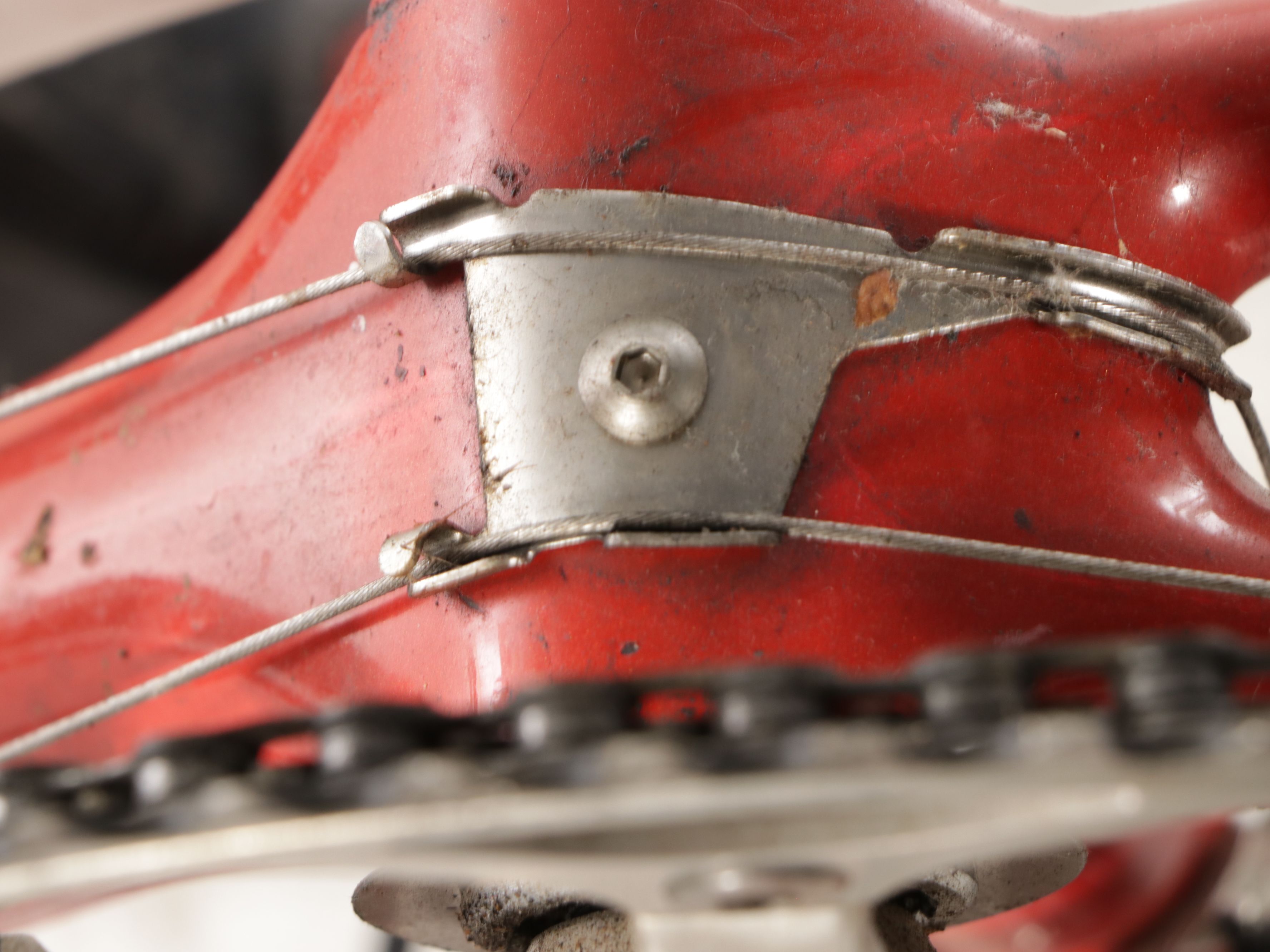 Trek 5000 Road Bicycle, Rolf Vector Comp. Wheels, Selle Italia Gel Seat