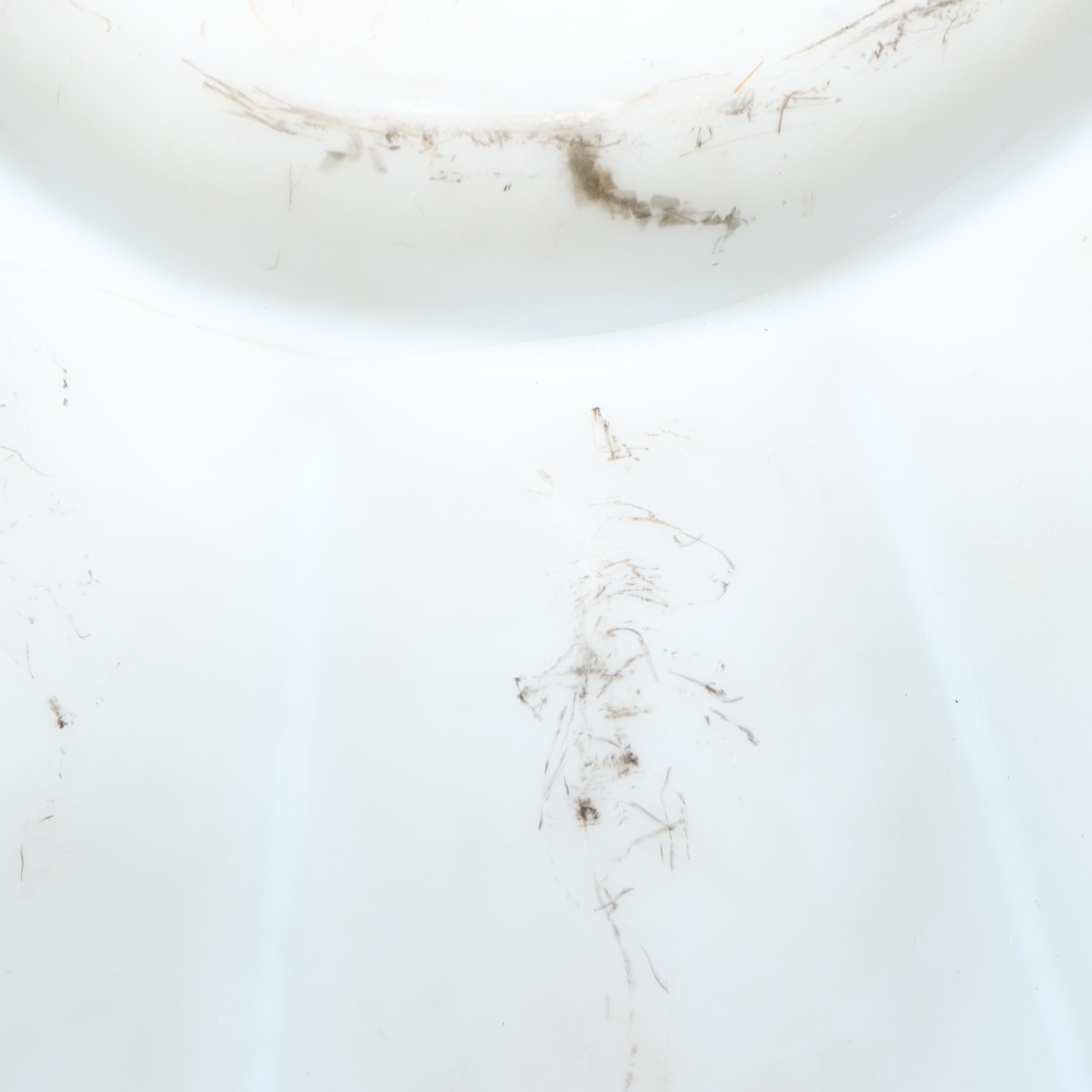 Satin Glass Ruffle Bowl