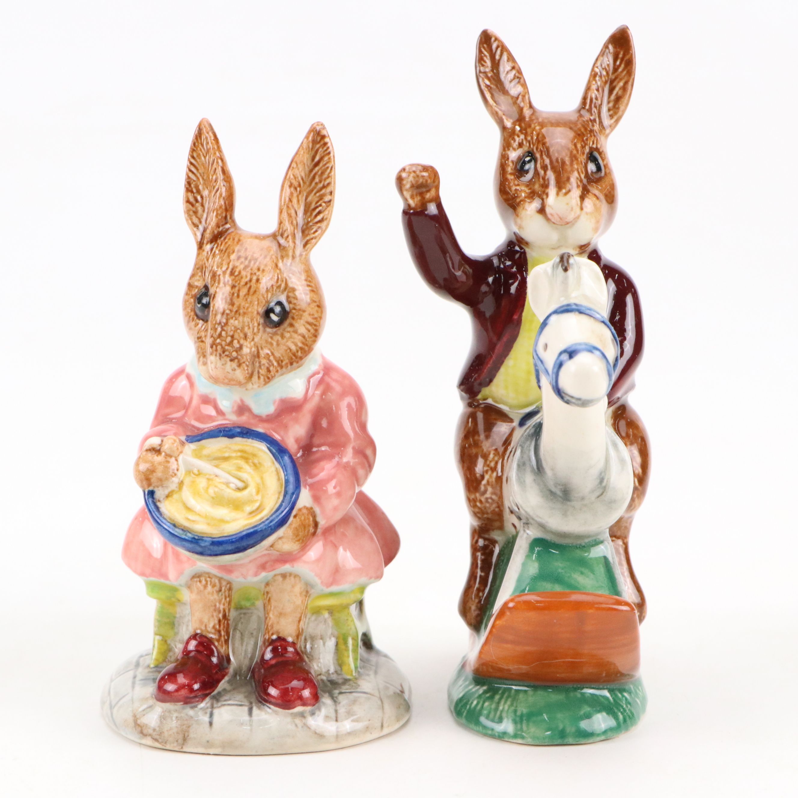 Royal Doulton "Family Photograph" with Bunnykins Figurines with Ceramic Dish