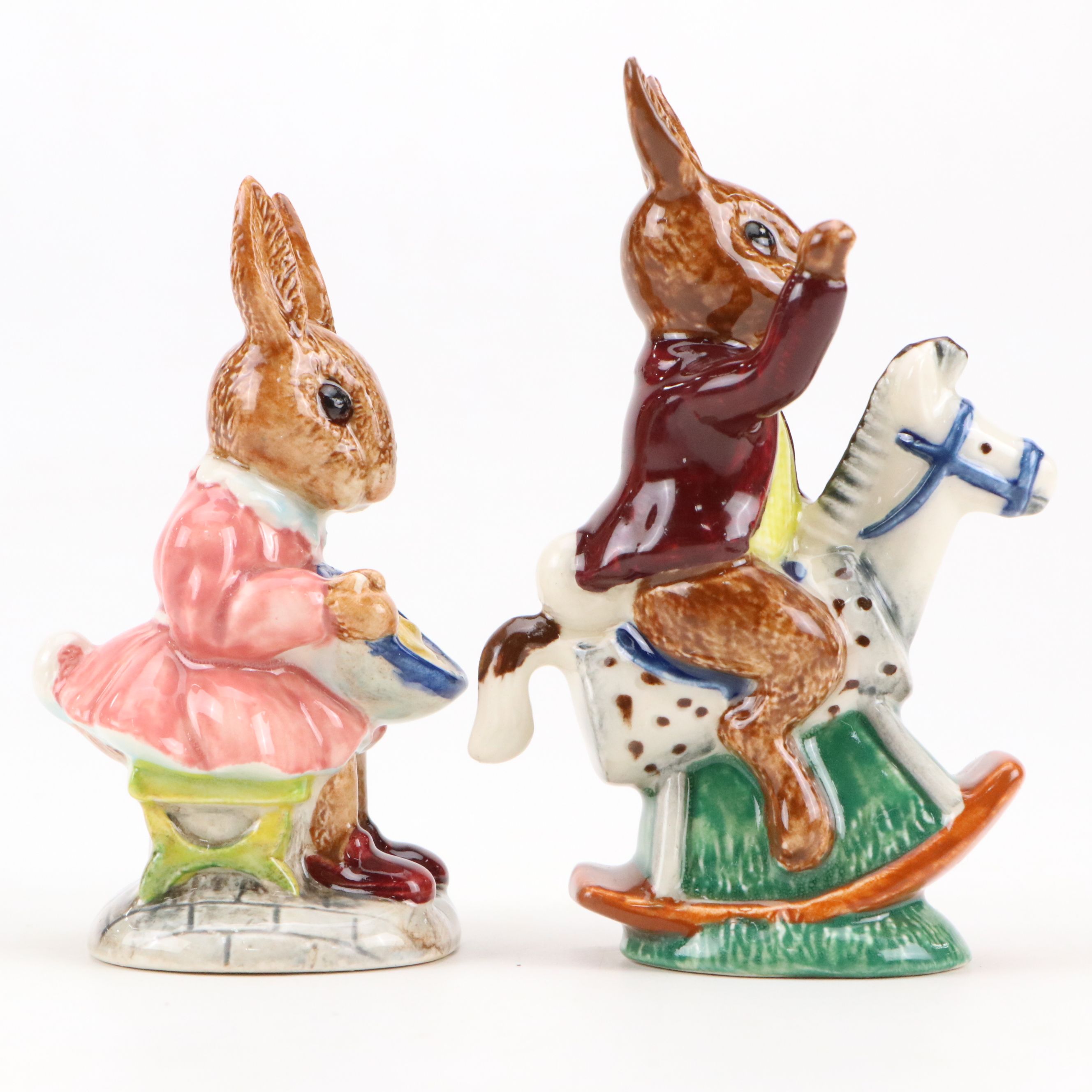 Royal Doulton "Family Photograph" with Bunnykins Figurines with Ceramic Dish