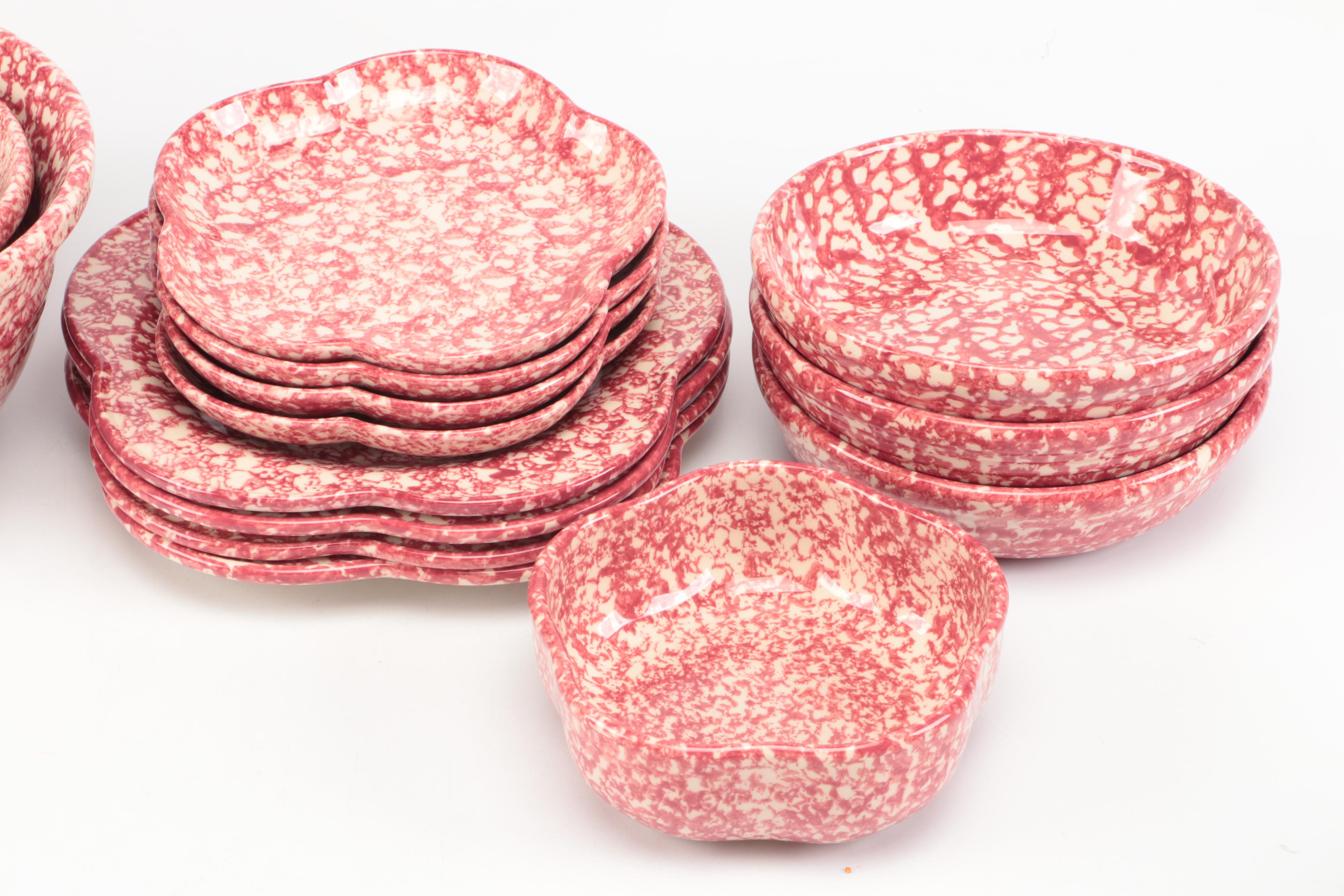 Roseville Spongeware and Other Christmas Tableware with Gerald Henn Baskets