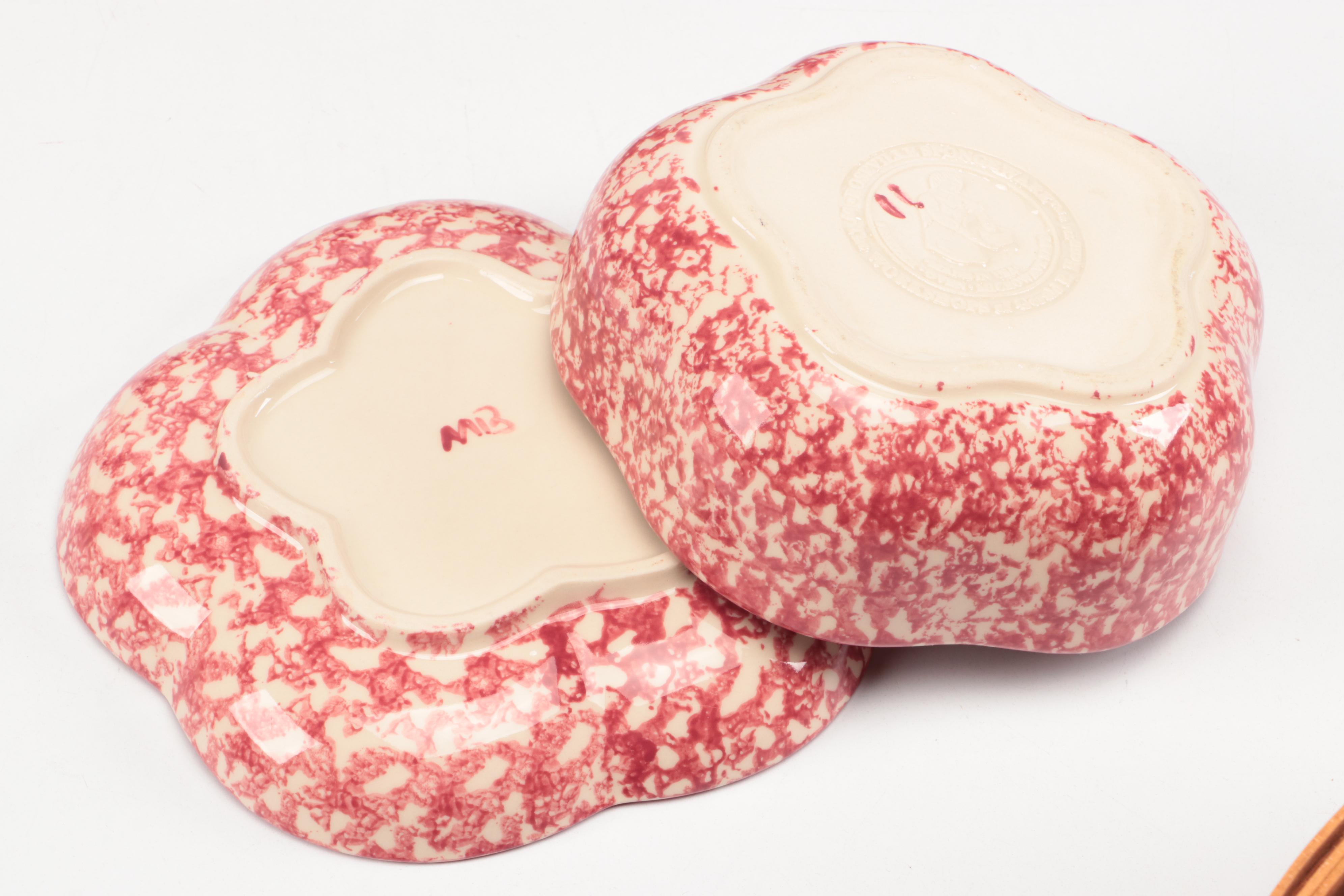 Roseville Spongeware and Other Christmas Tableware with Gerald Henn Baskets