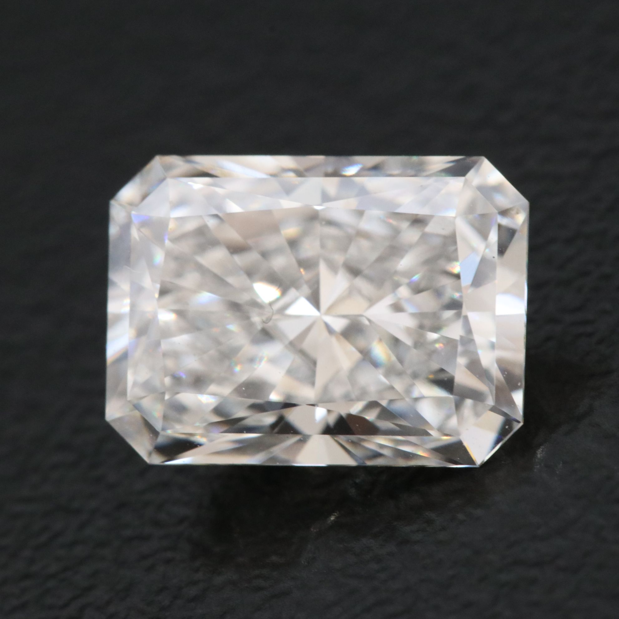 Loose 3.09 CT Lab Grown Diamond with IGI Report