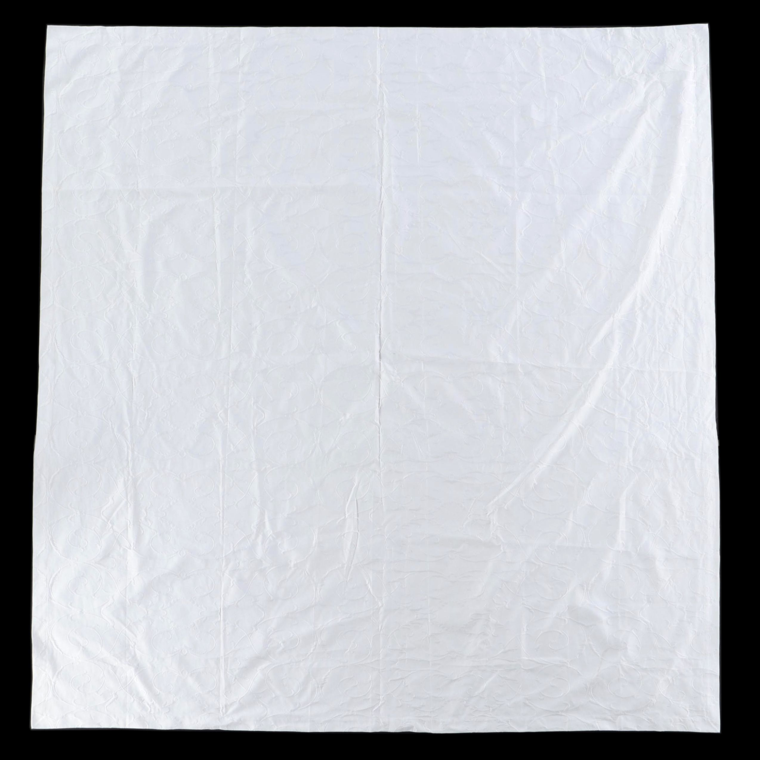 Frontgate Matelassé Egyptian Cotton Queen Size Coverlet