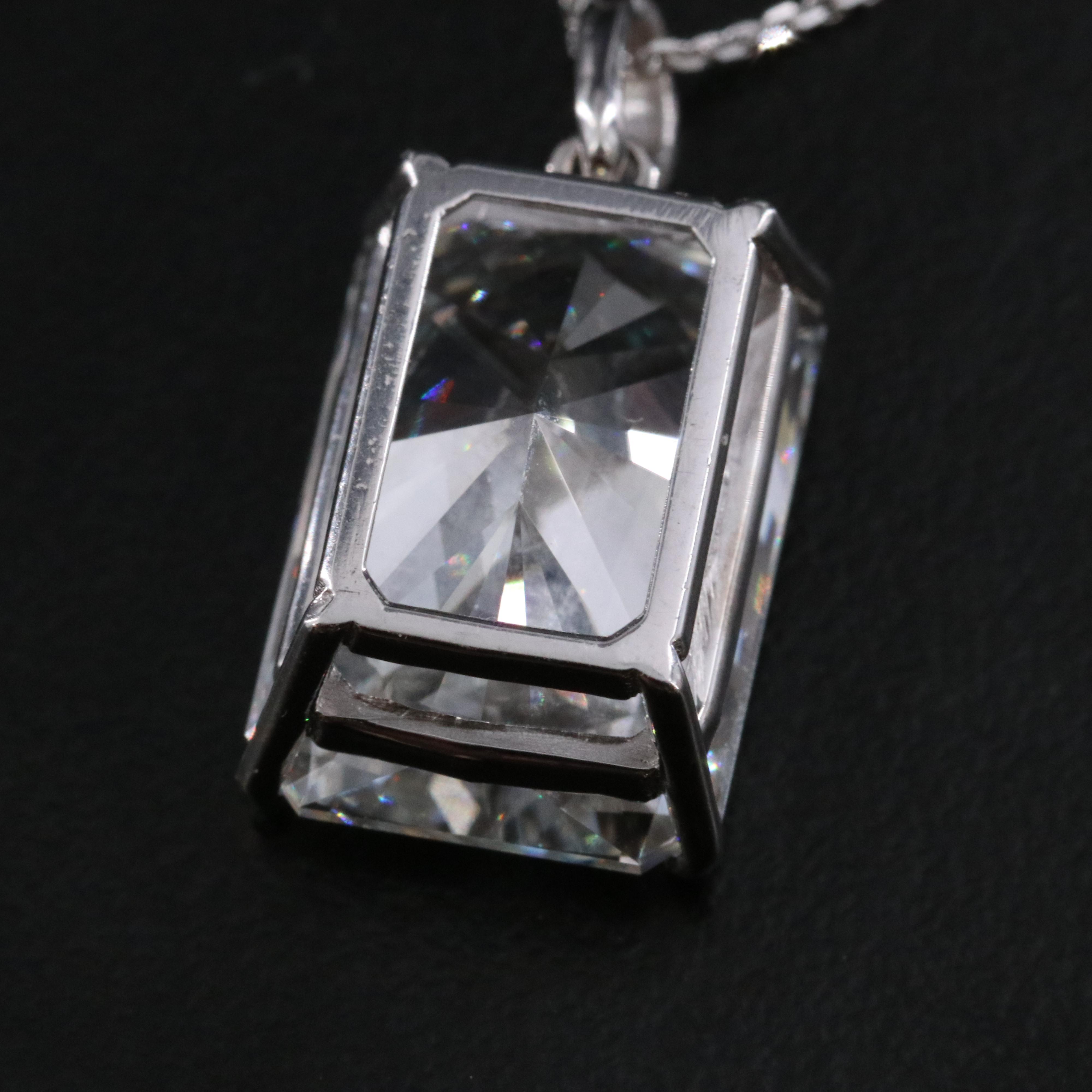 18K 10.17 CT Lab Grown Diamond Pendant Necklace with IGI Report