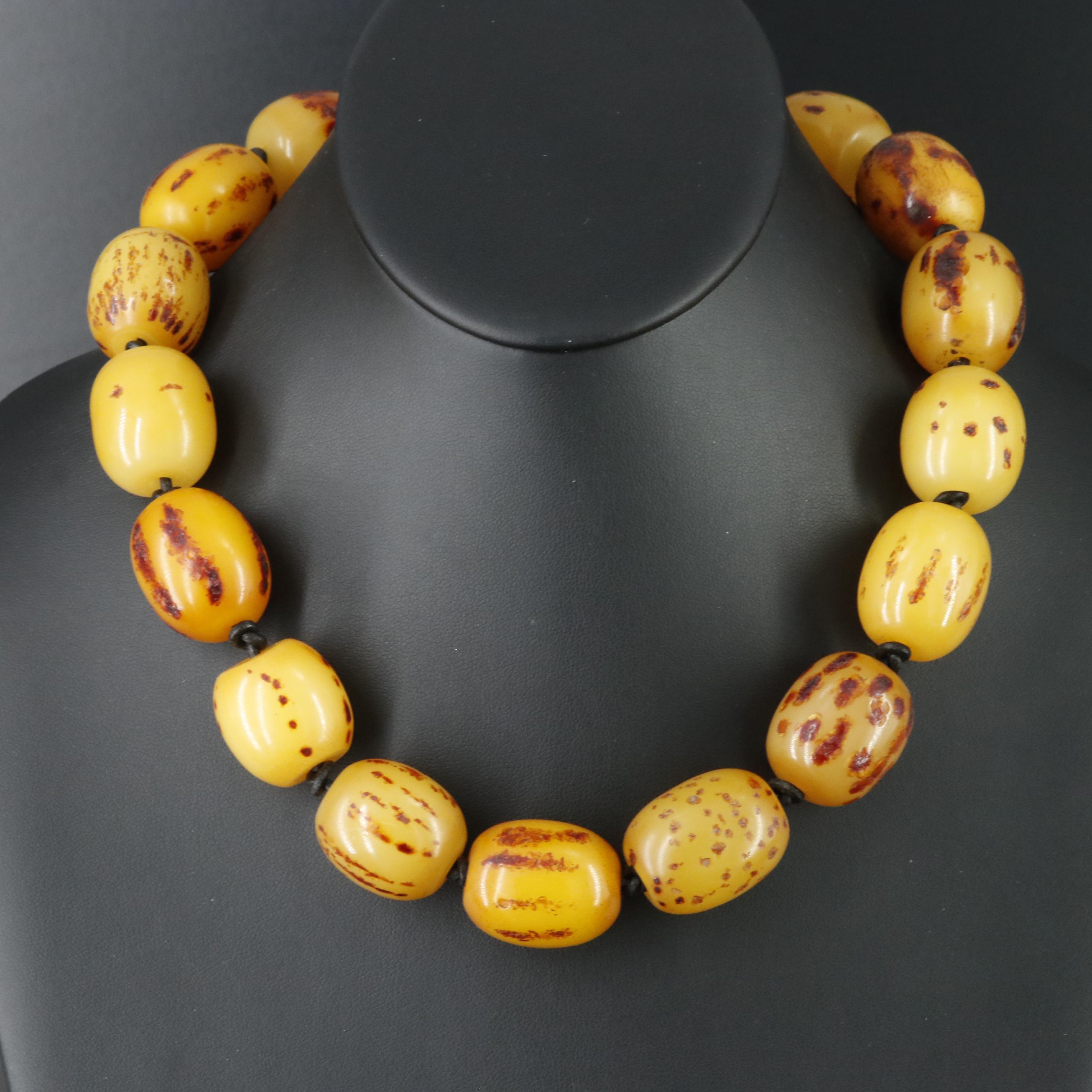 Bakelite Bead Necklace