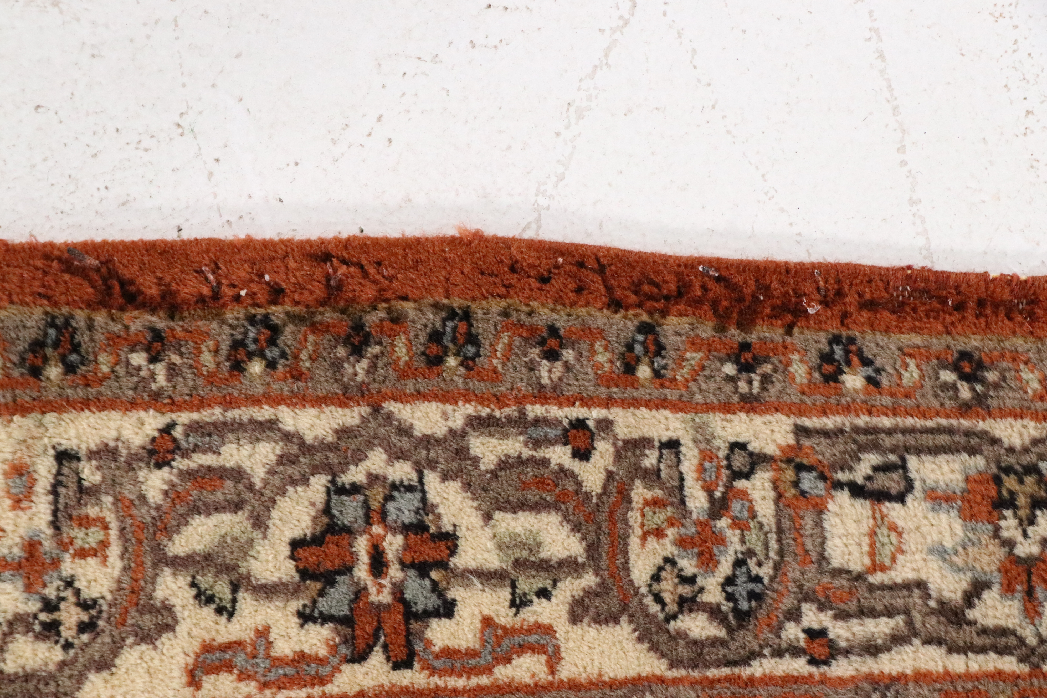 3'3 x 5'3 Hand-Knotted Persian Isfahan Area Rug