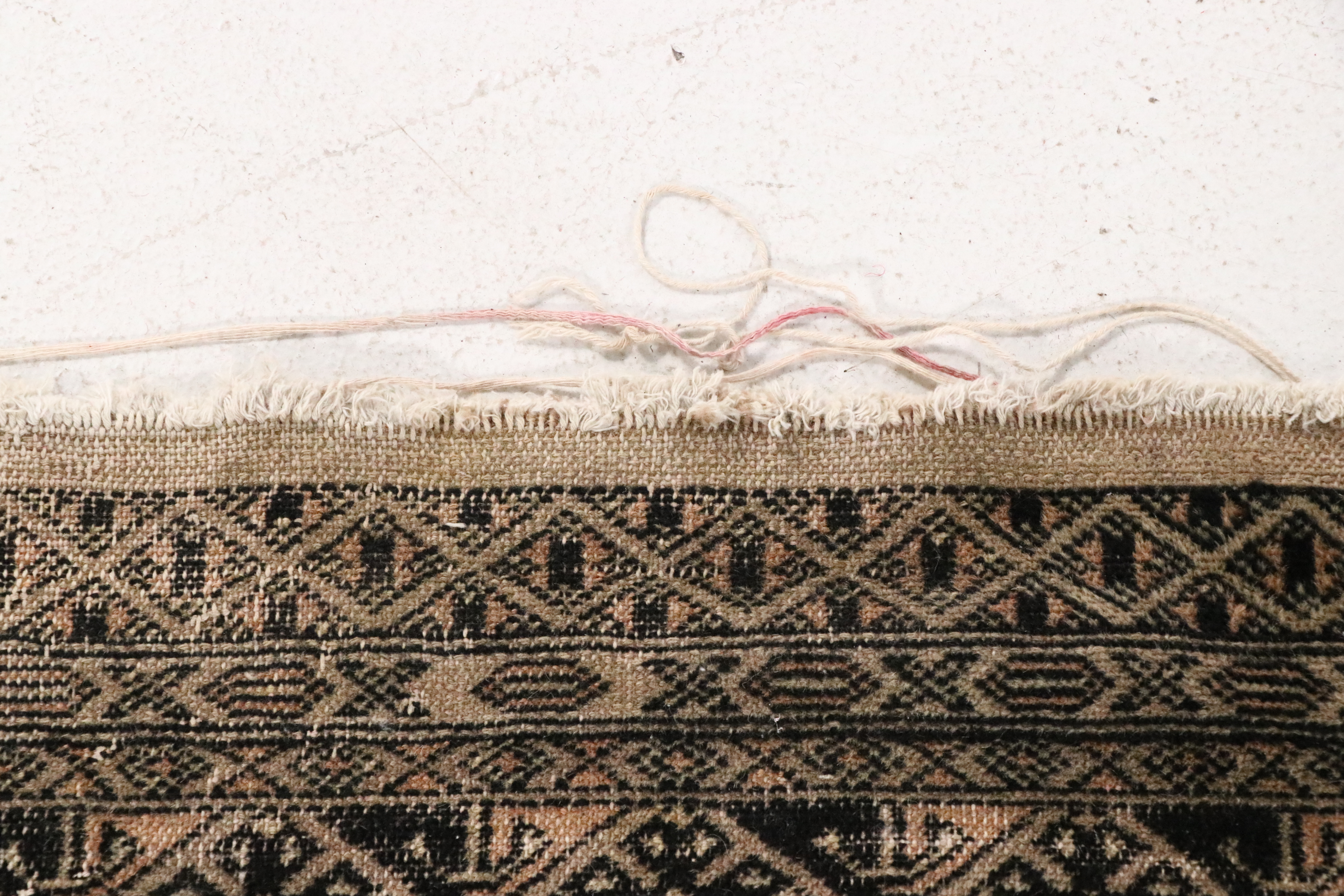 4'4 x 6'6 Hand-Knotted Pakistani Bokhara Area Rug