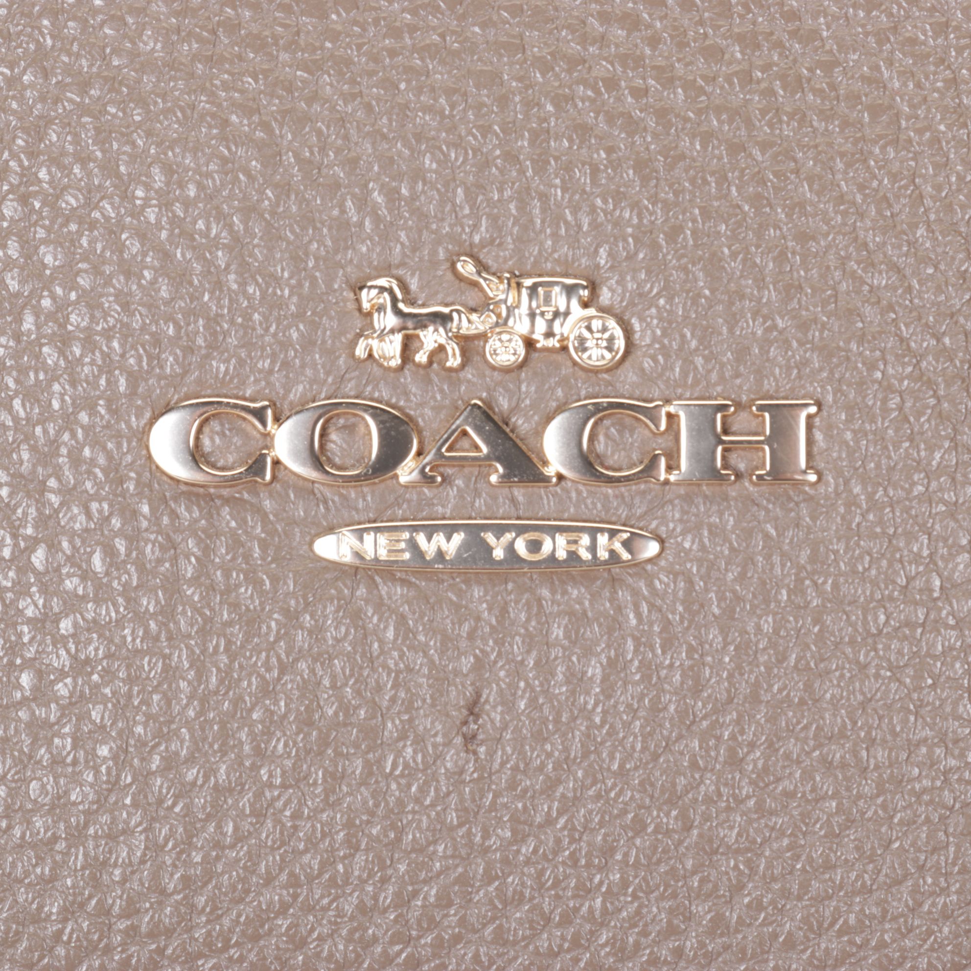 Coach Lori Shoulder Bag in Pebble Grain Leather with Green Metro Carriage Tote