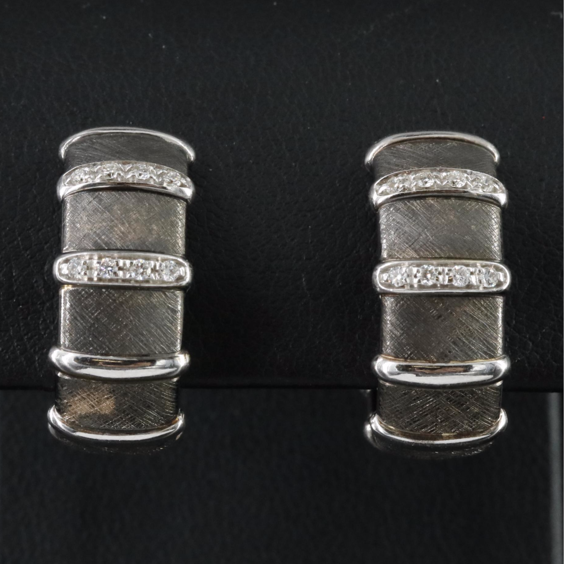 18K 0.16 CTW Diamond Hoop Earrings