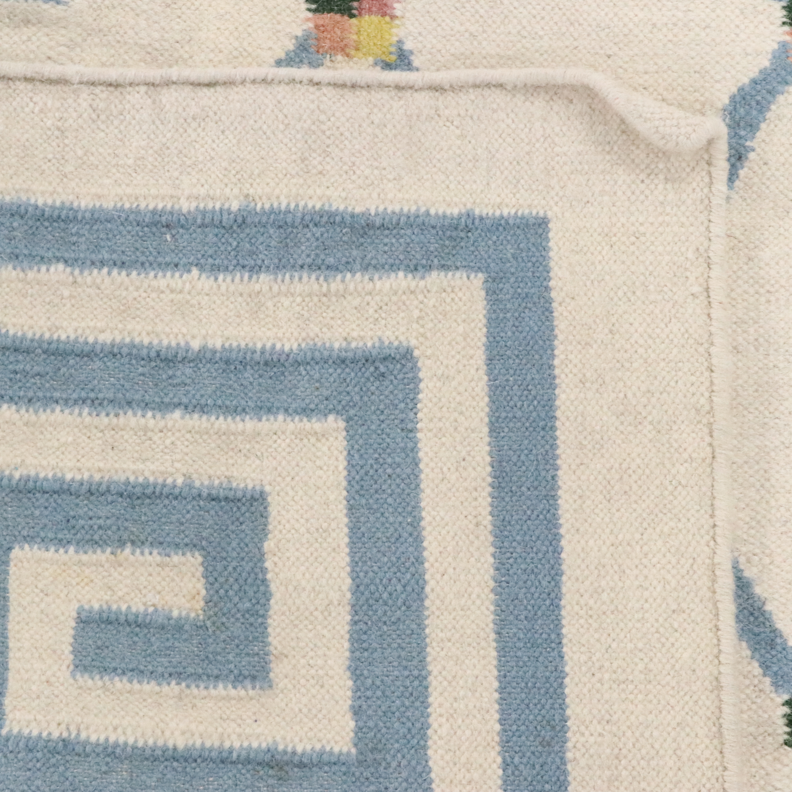 5'7 x 8'9 Handwoven Indian Dhurrie Area Rug