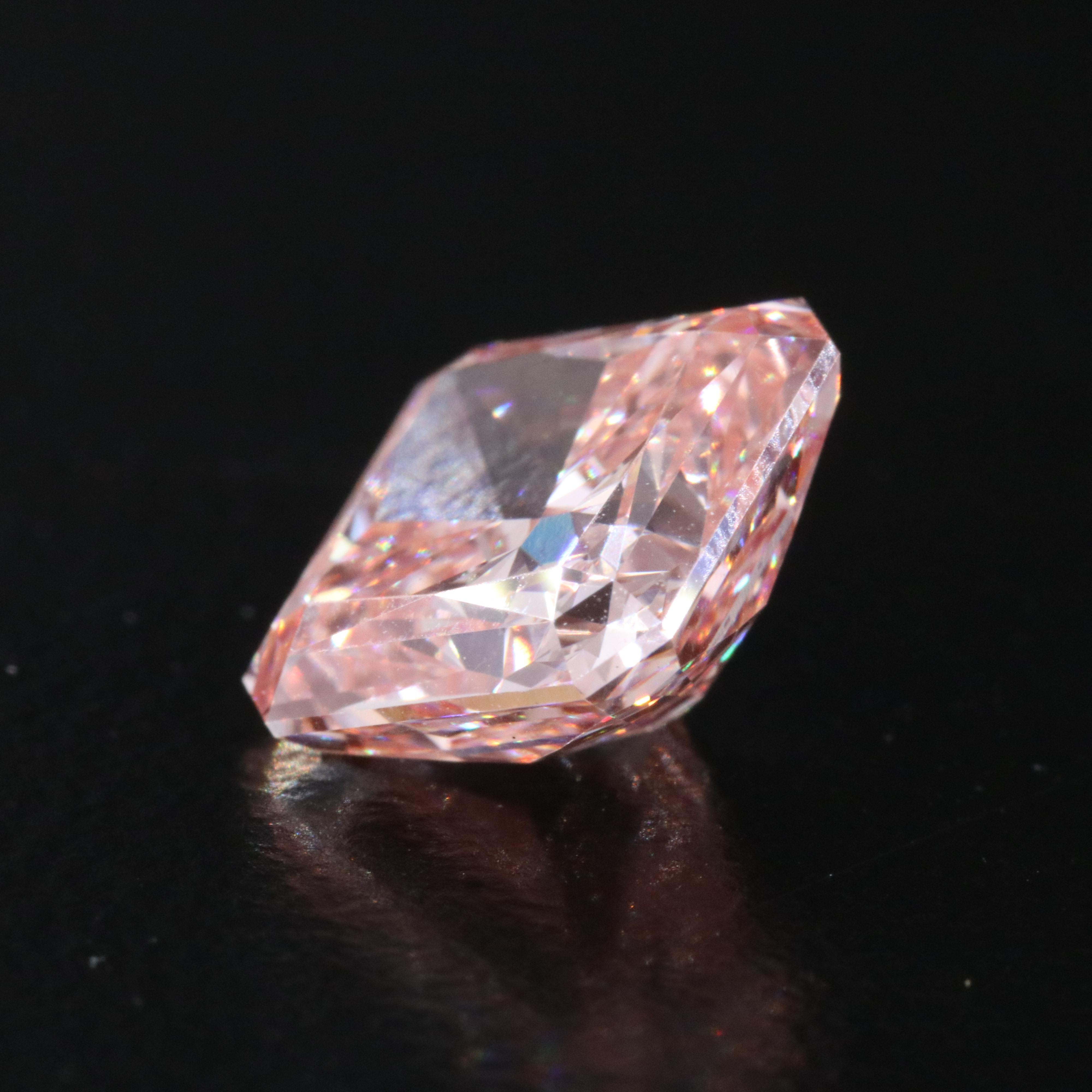 Loose 3.54 CT Fancy Vivid Pink Lab Grown Diamond with IGI Report