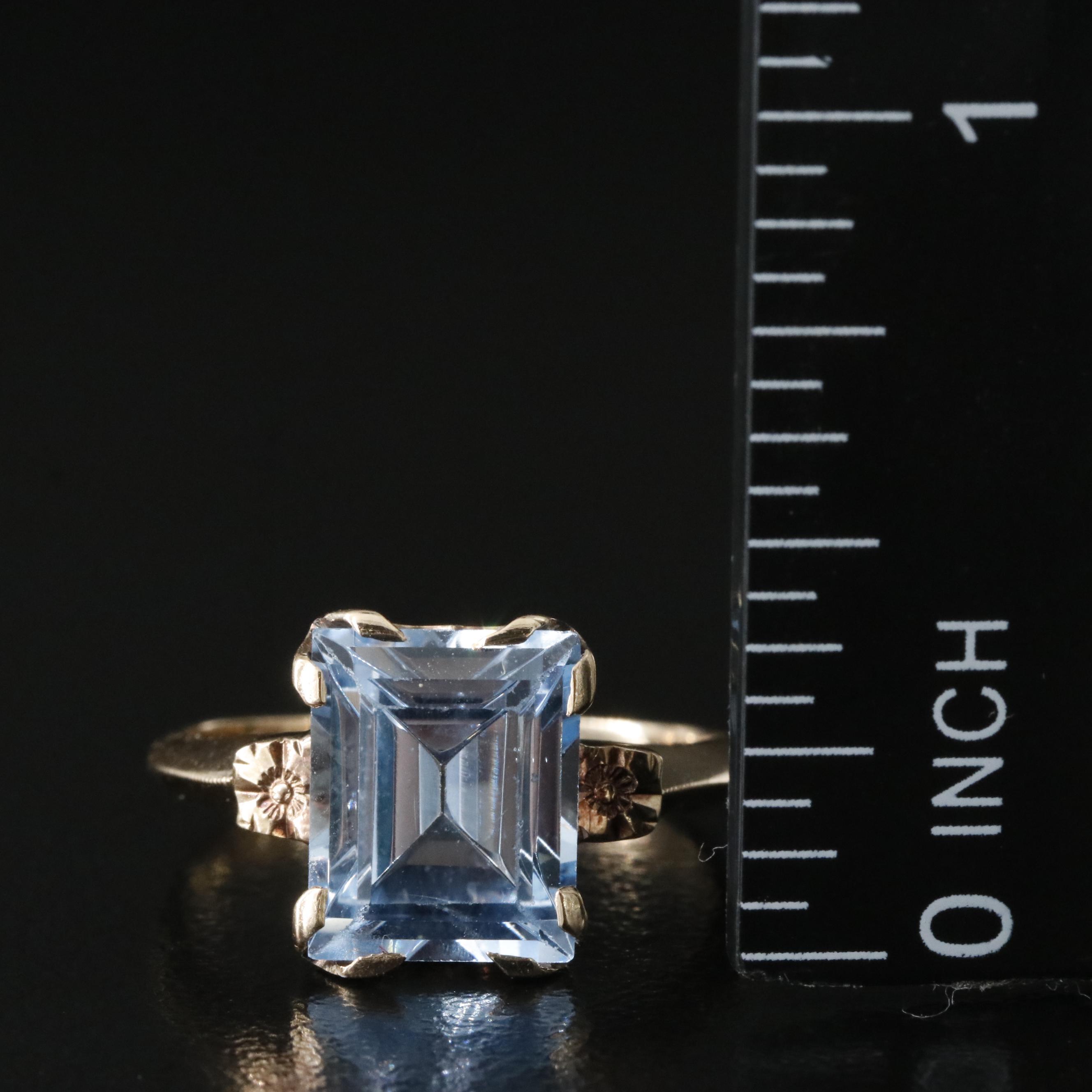 Vintage 10K Spinel Flower Ring