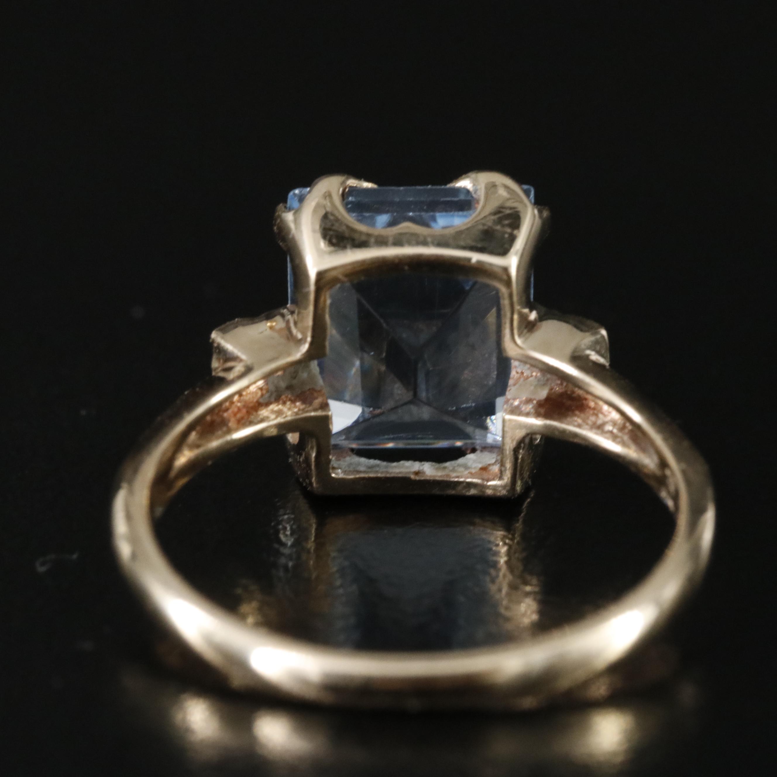 Vintage 10K Spinel Flower Ring