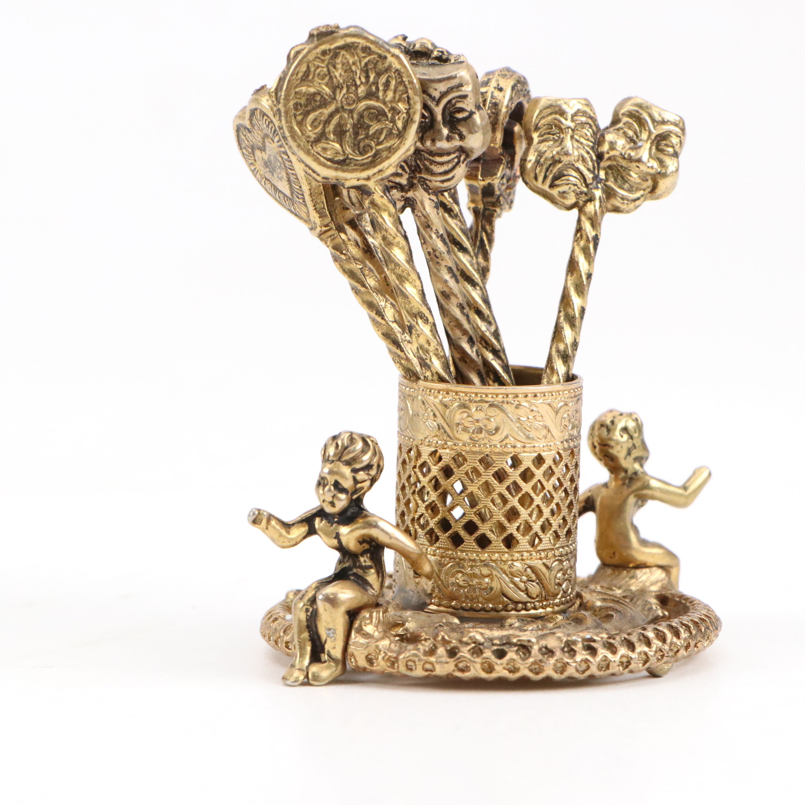 Second Nature Designs "Fall" Resin Deer Figurine with Other Décor