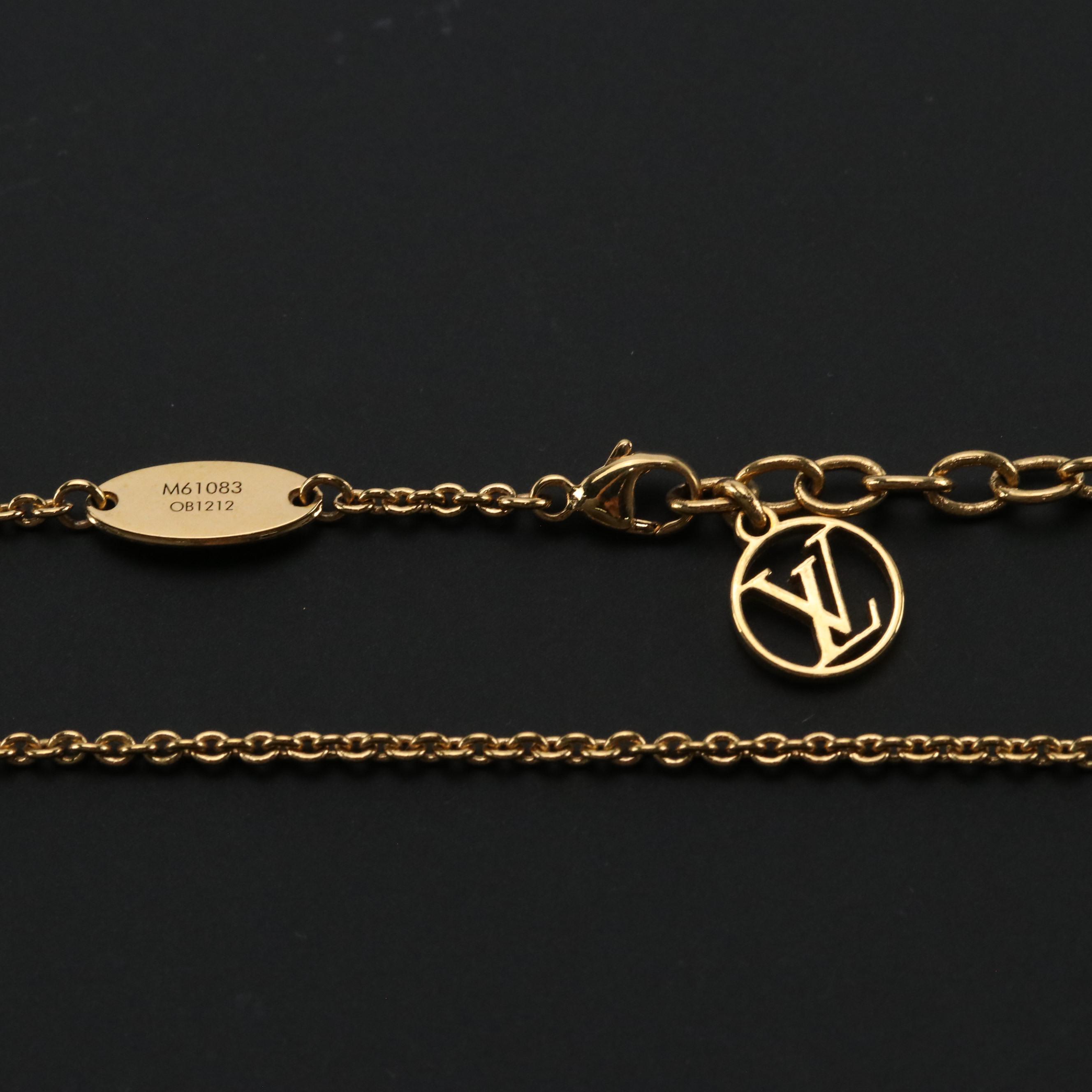 Louis Vuitton Essential V Necklace